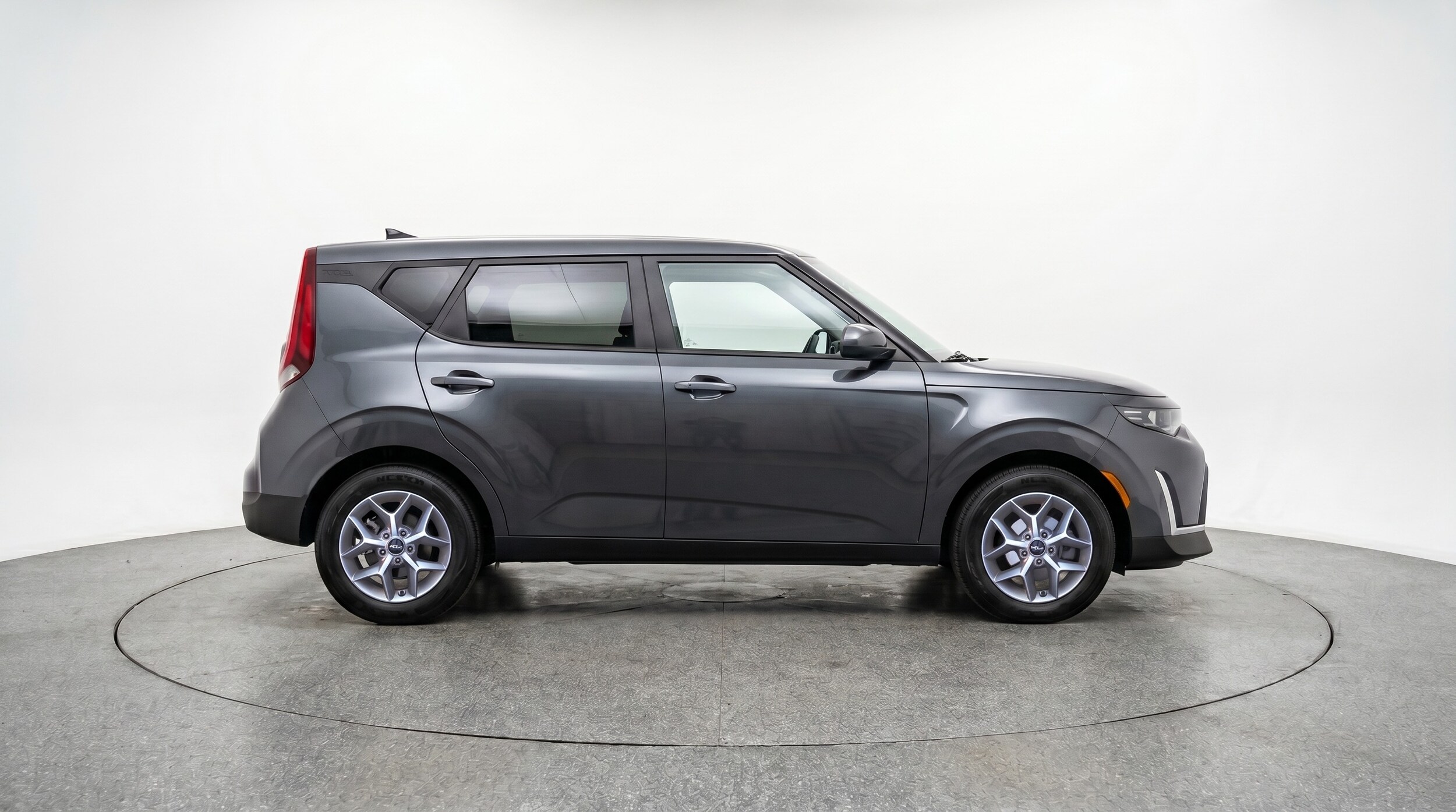 Thumbnail: 2025 Kia Soul - 8