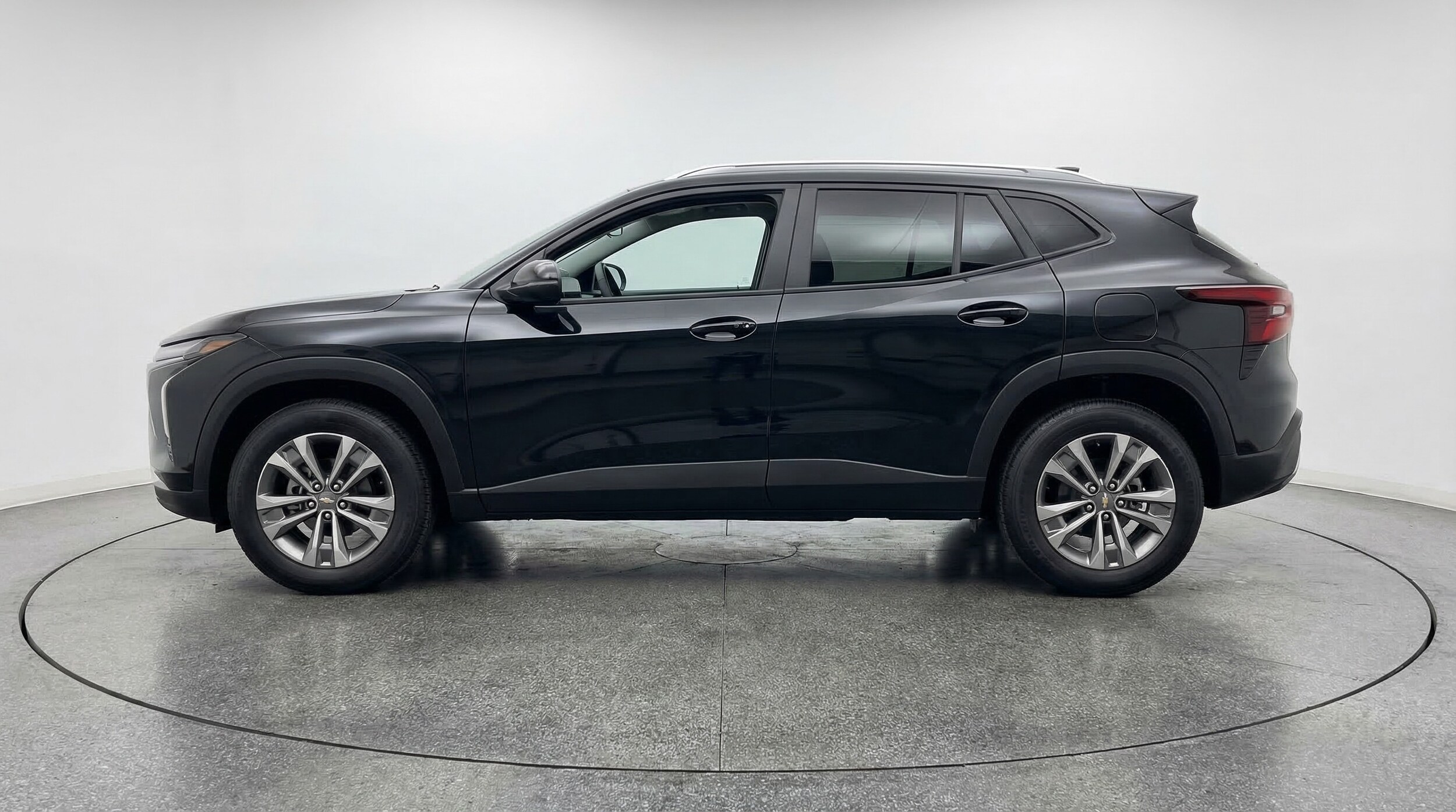 Thumbnail: 2025 Chevrolet Equinox - 4