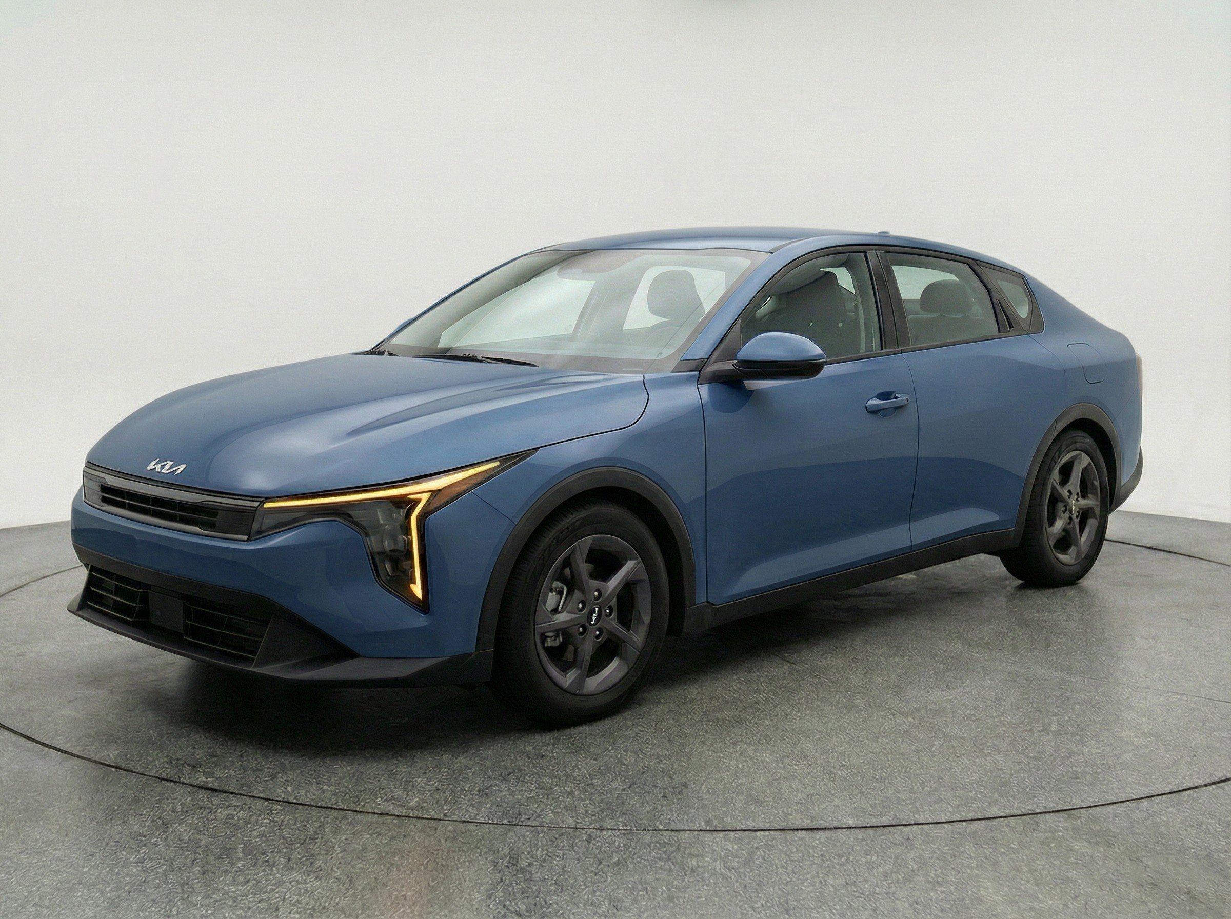 Thumbnail: 2025 Kia K4 - 3