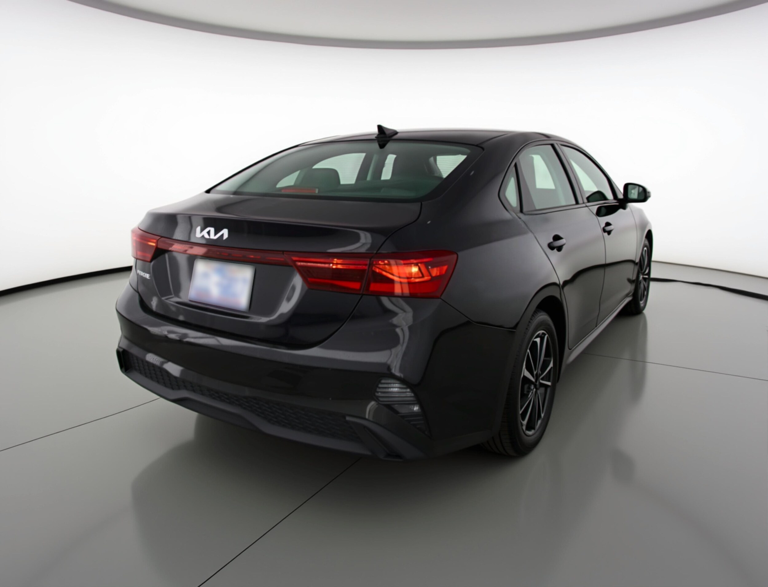 Thumbnail: 2024 Kia Forte - 7