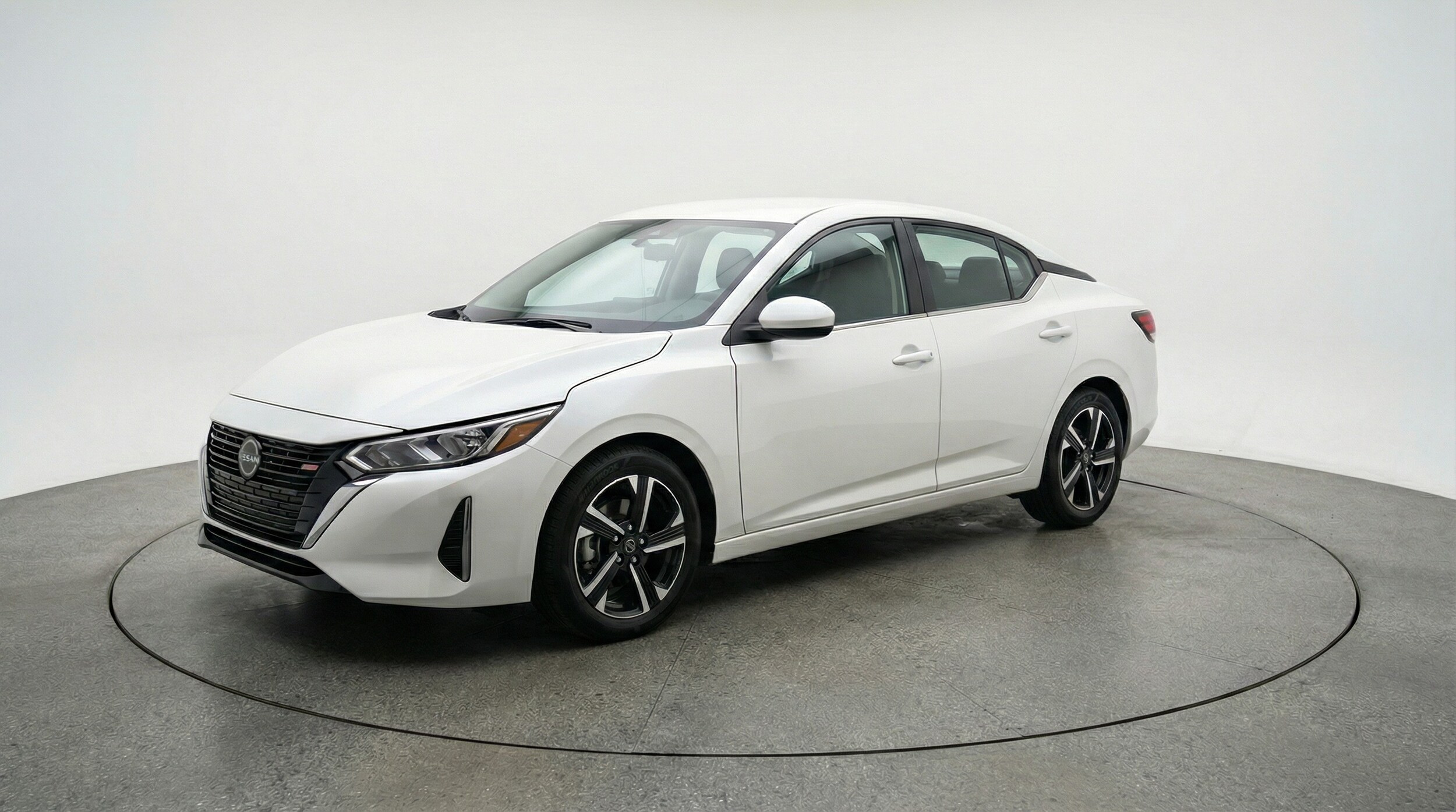 Thumbnail: 2025 Nissan Sentra - 3