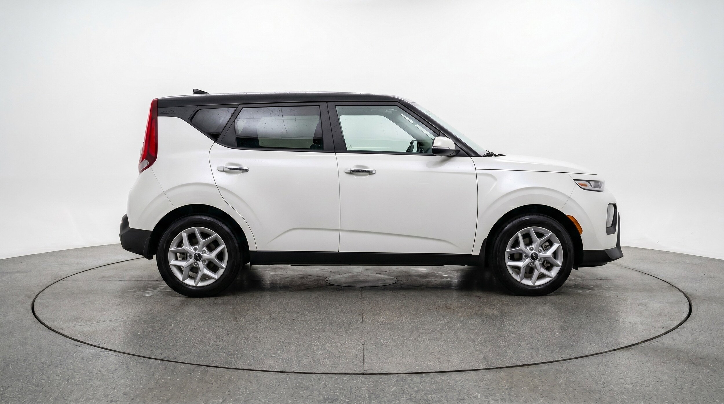 Thumbnail: 2025 Kia Soul - 11