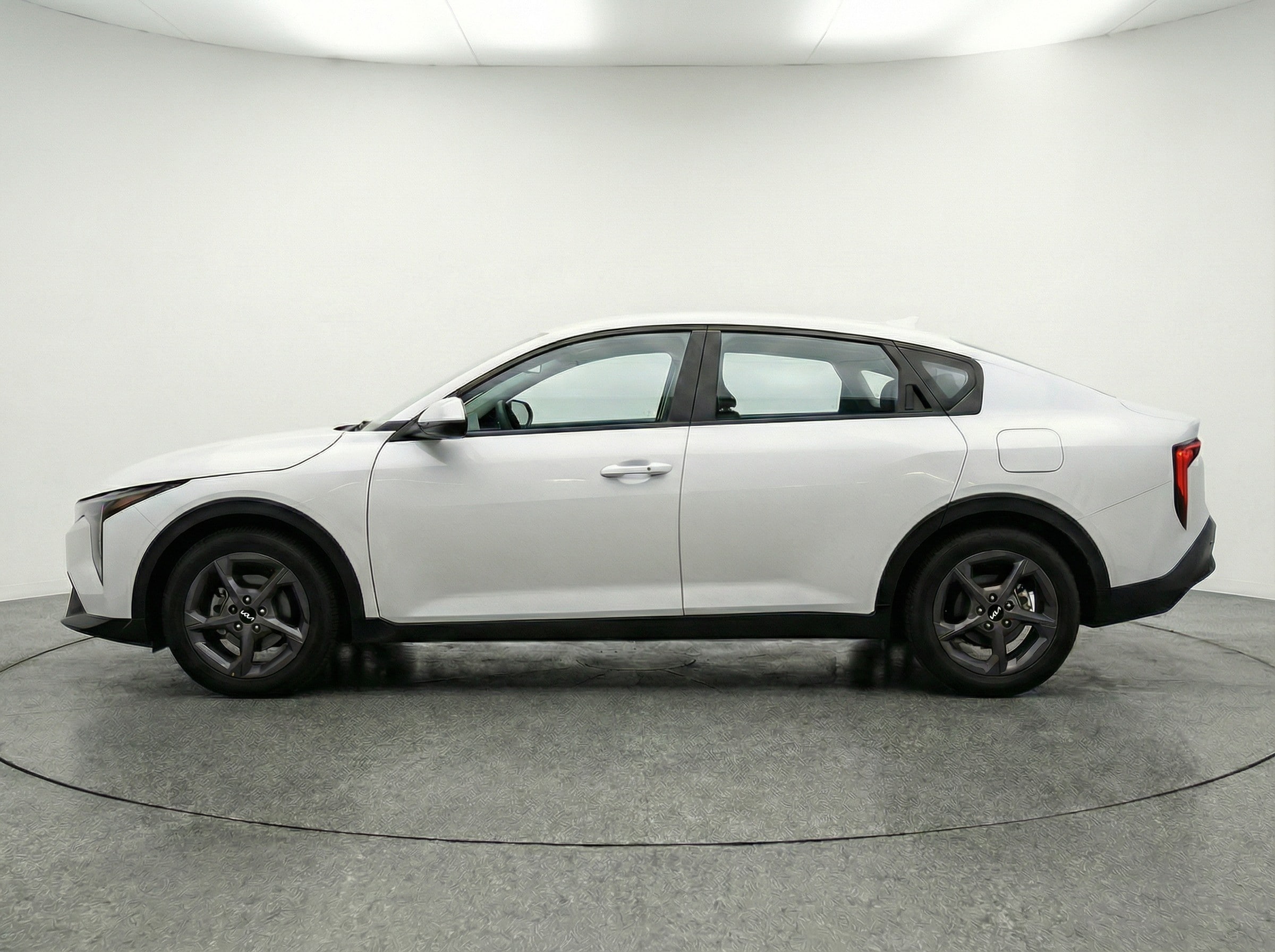 Thumbnail: 2025 Kia K4 - 4