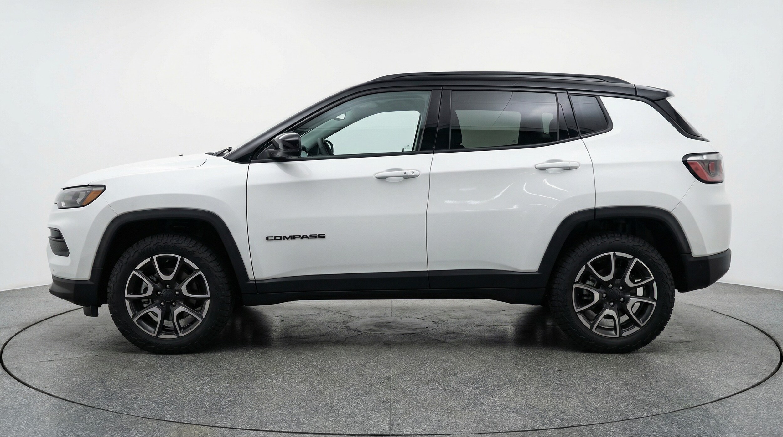 Thumbnail: 2025 Jeep Compass - 4