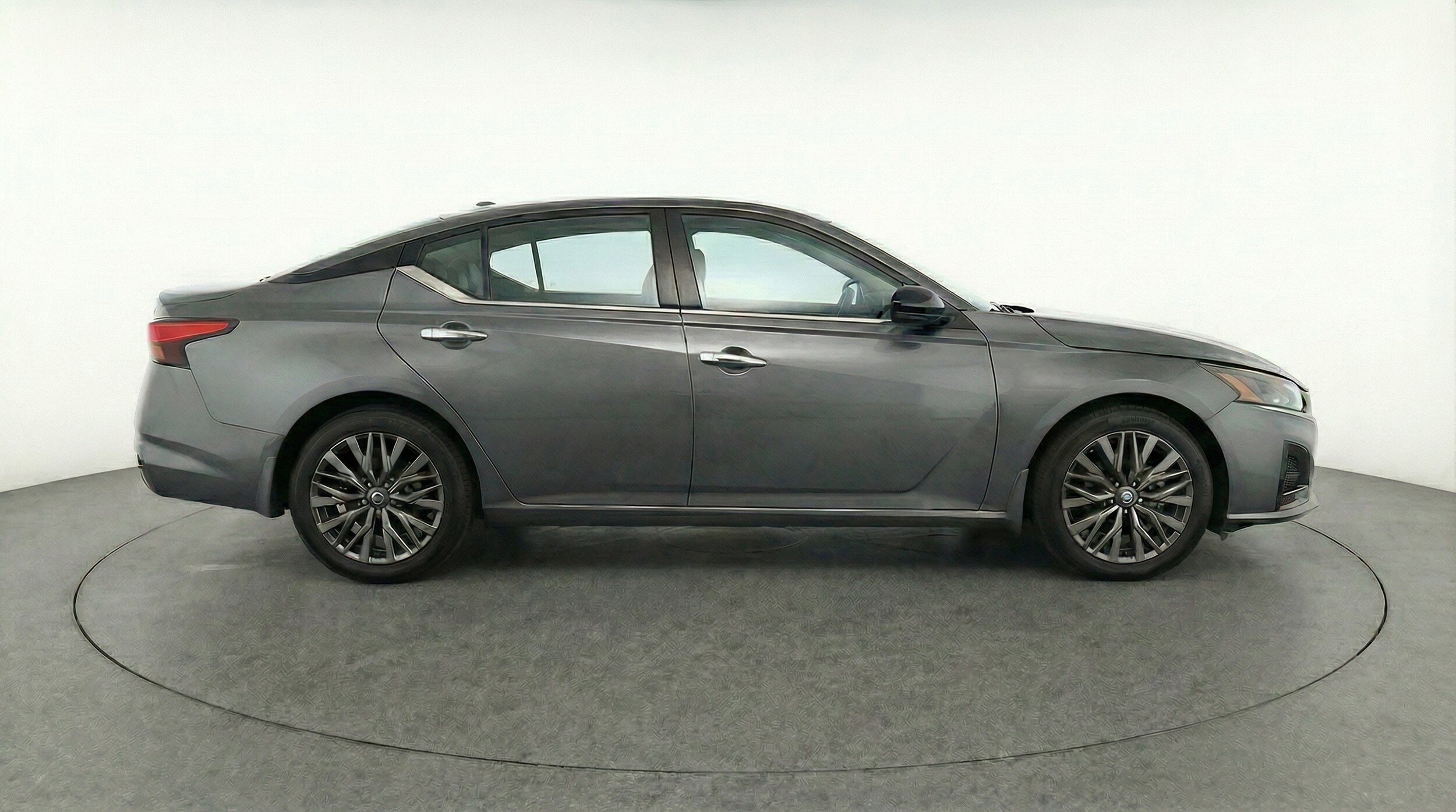 Thumbnail: 2025 Nissan Altima - 11