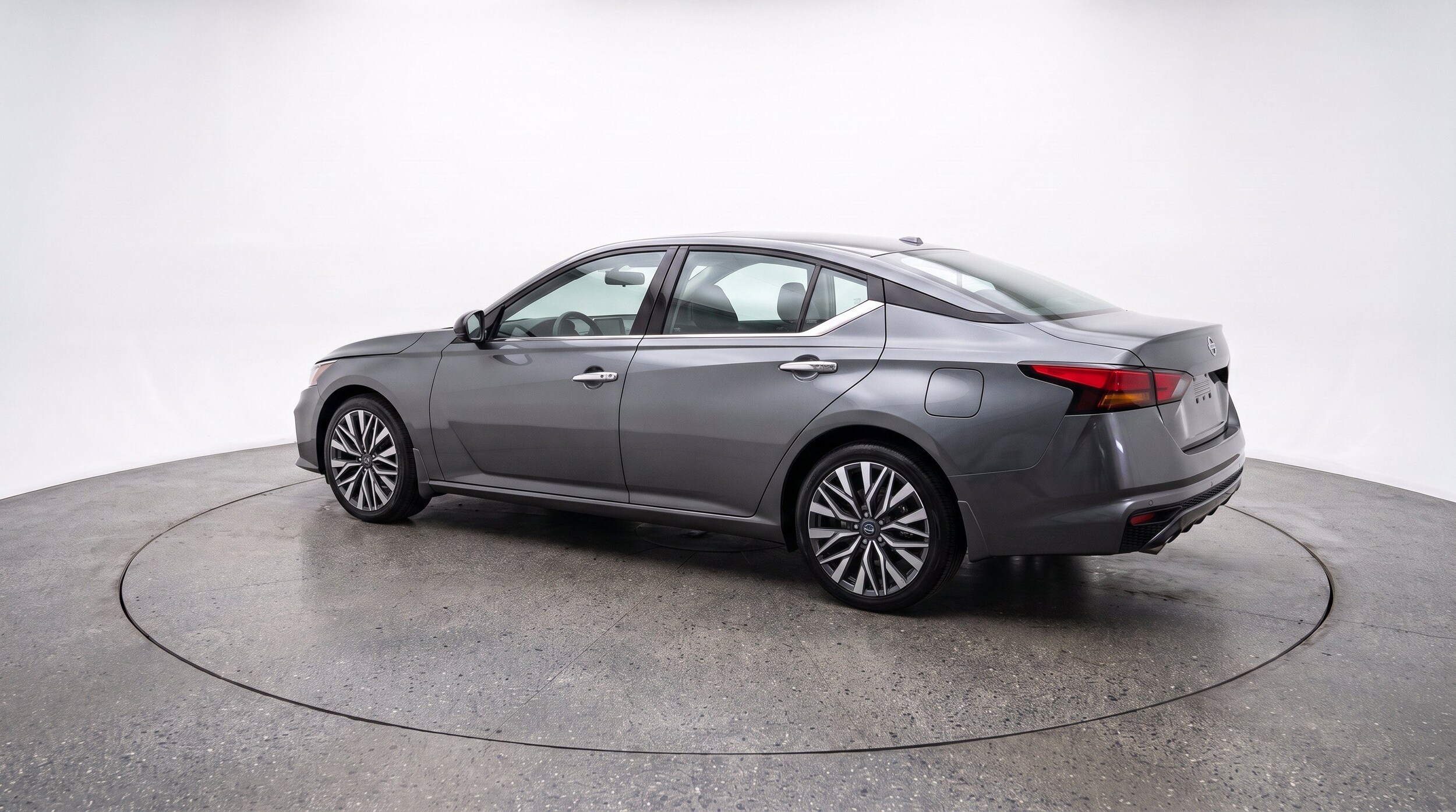 Thumbnail: 2025 Nissan Altima - 6