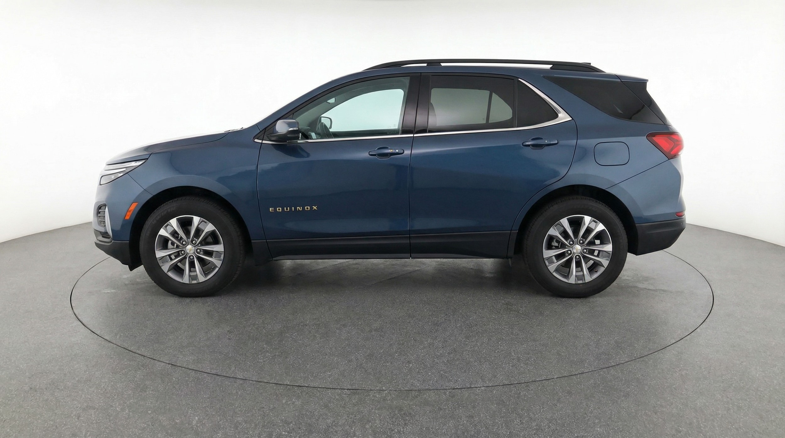 Thumbnail: 2025 Chevrolet Equinox - 4