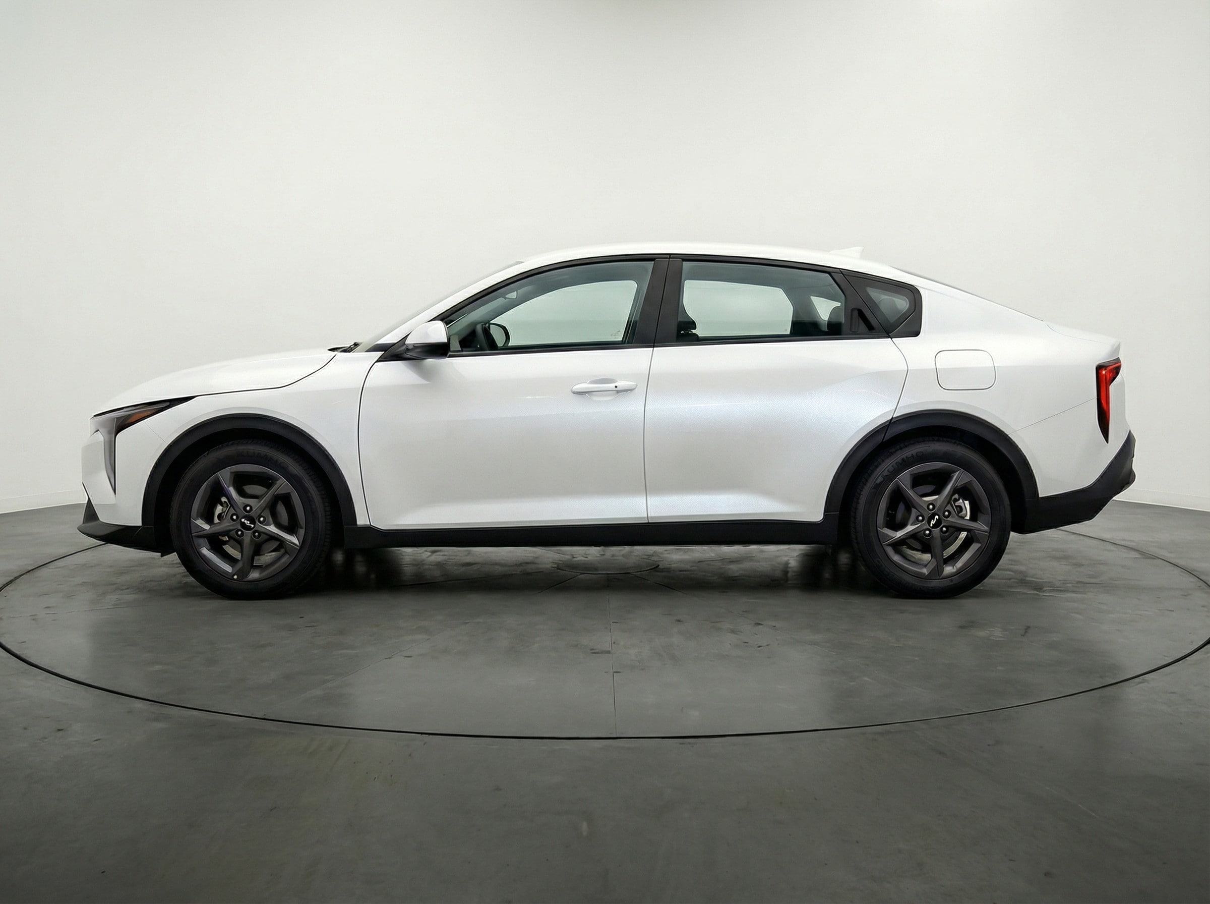 Thumbnail: 2025 Kia K4 - 4