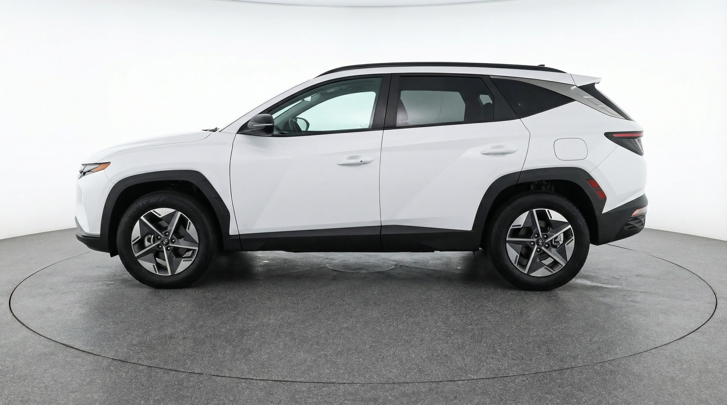 Thumbnail: 2025 Hyundai Tucson - 4