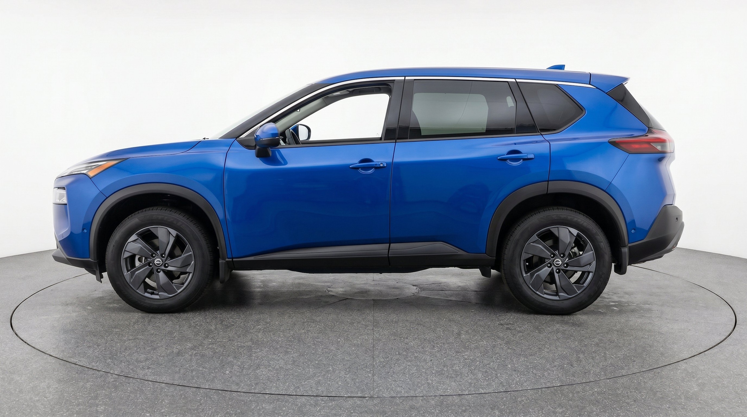 Thumbnail: 2025 Nissan Rogue - 5
