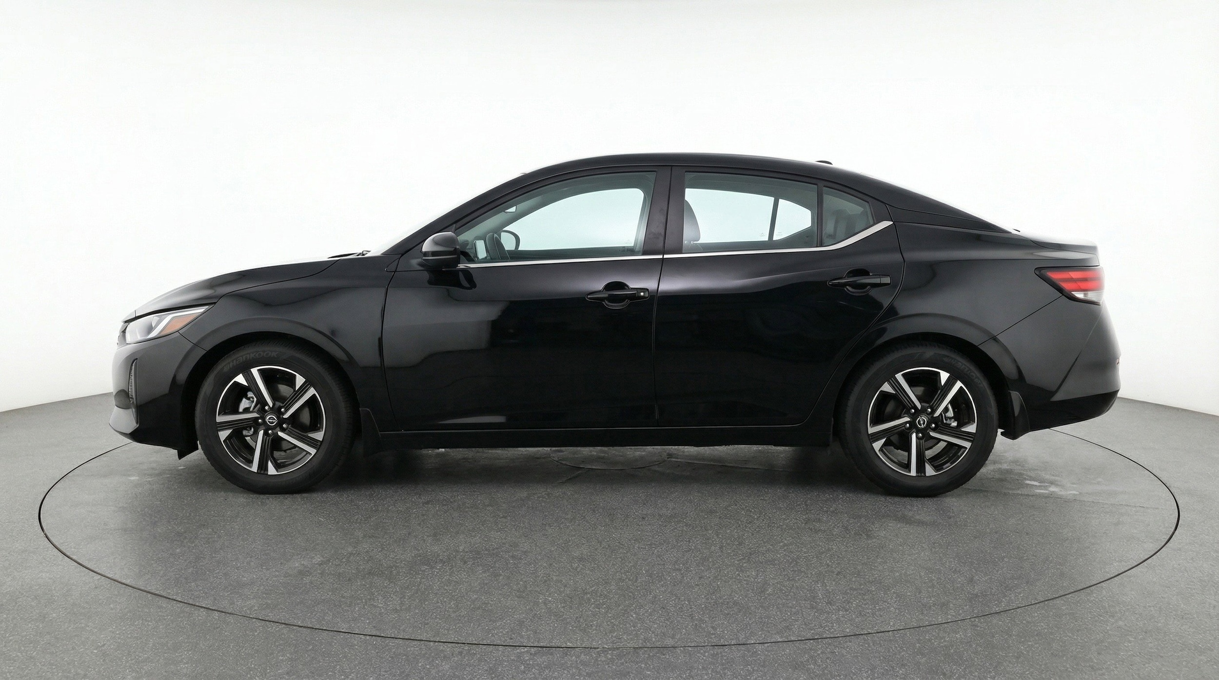 Thumbnail: 2025 Nissan Sentra - 5