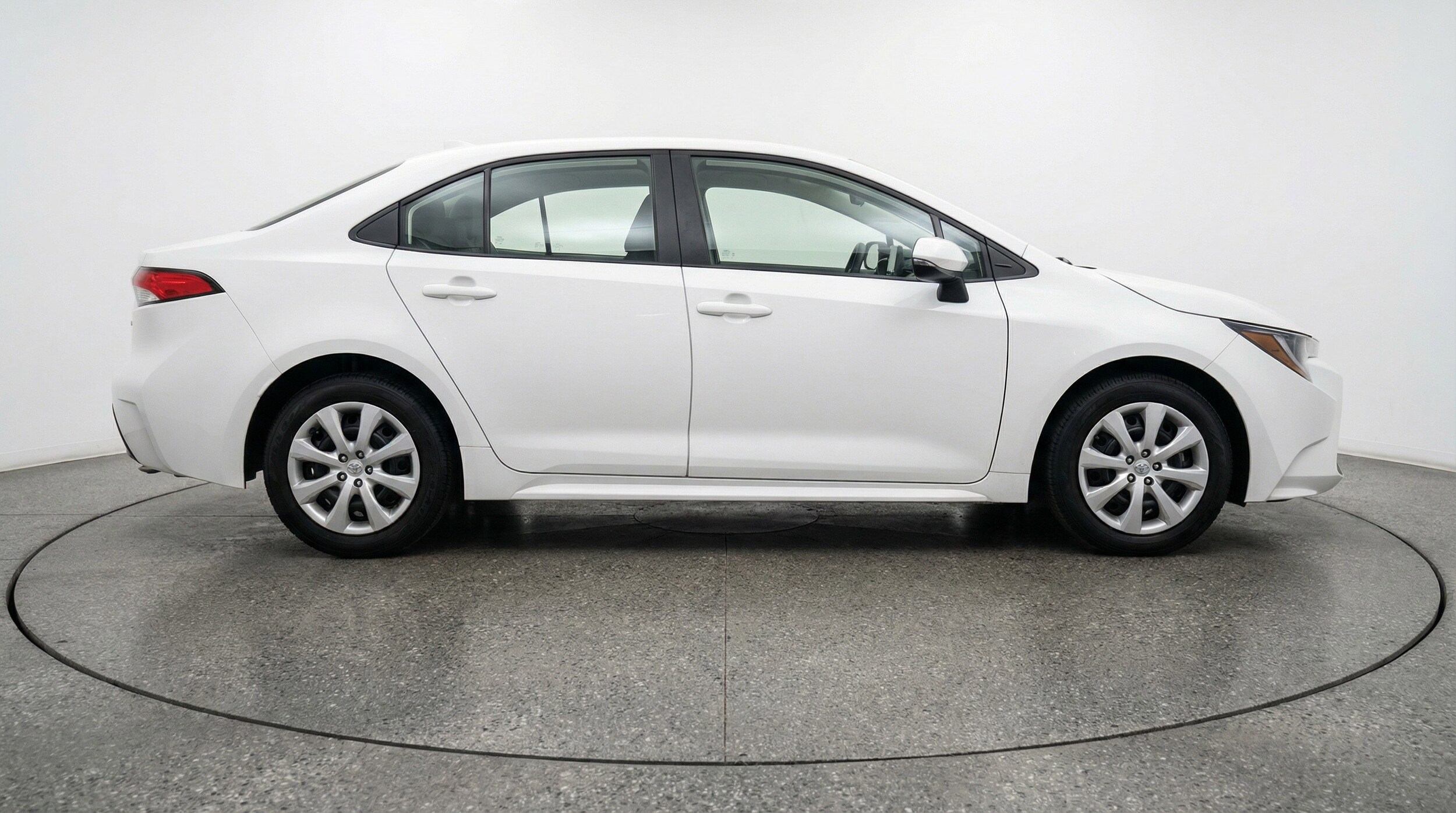 Thumbnail: 2025 Toyota Corolla - 11