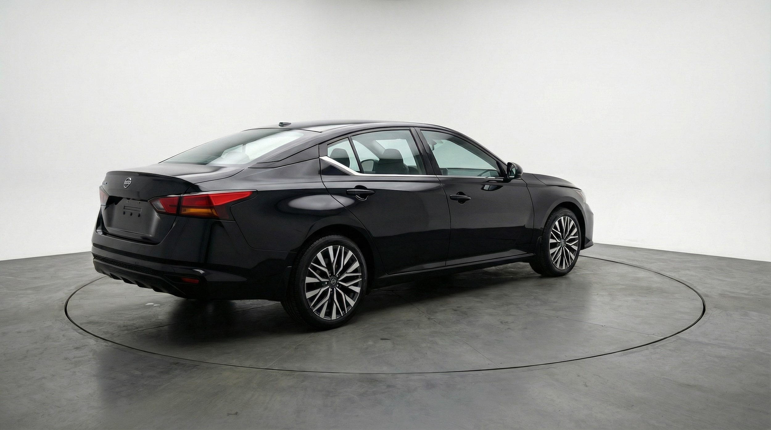 Thumbnail: 2025 Nissan Altima - 7