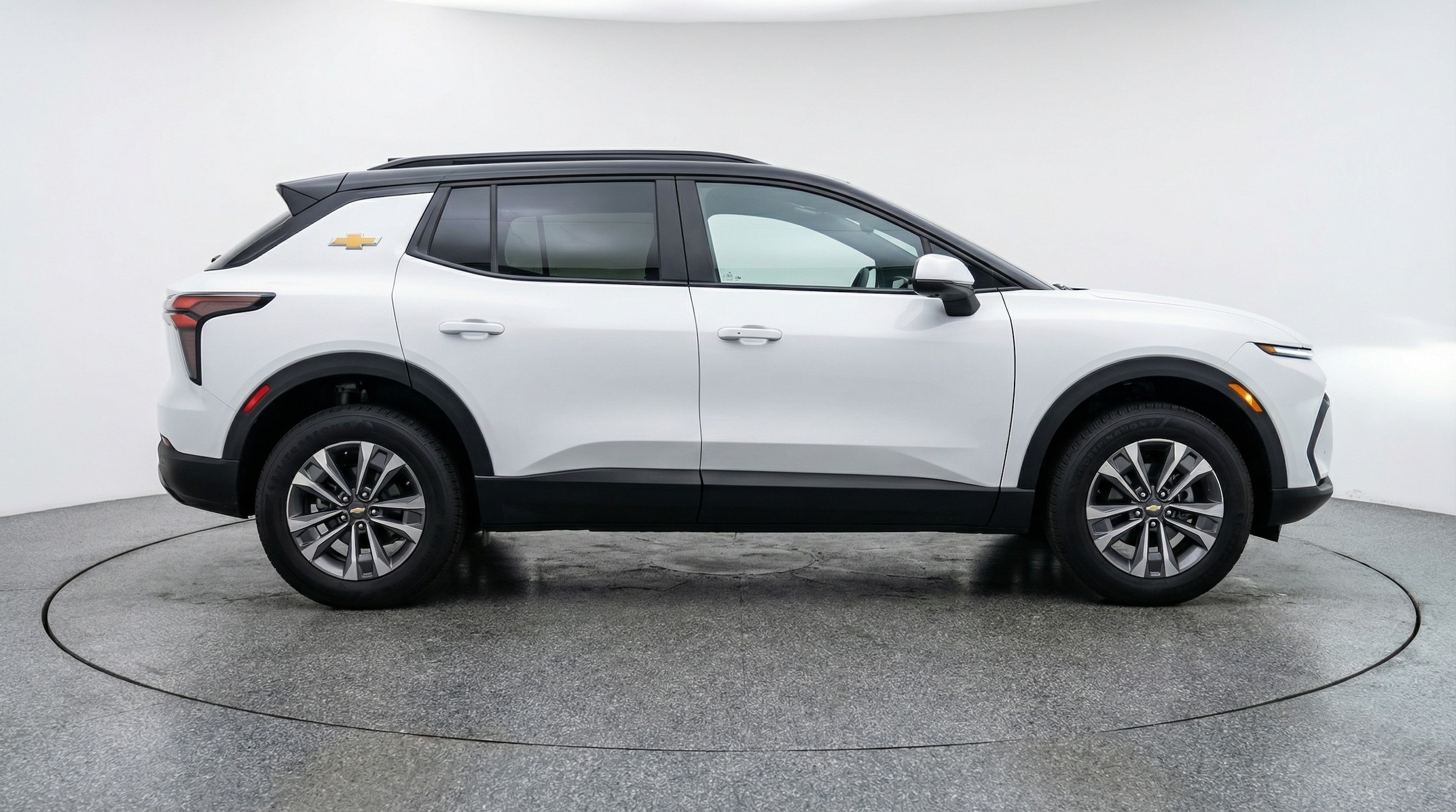 Thumbnail: 2025 Chevrolet Equinox - 8