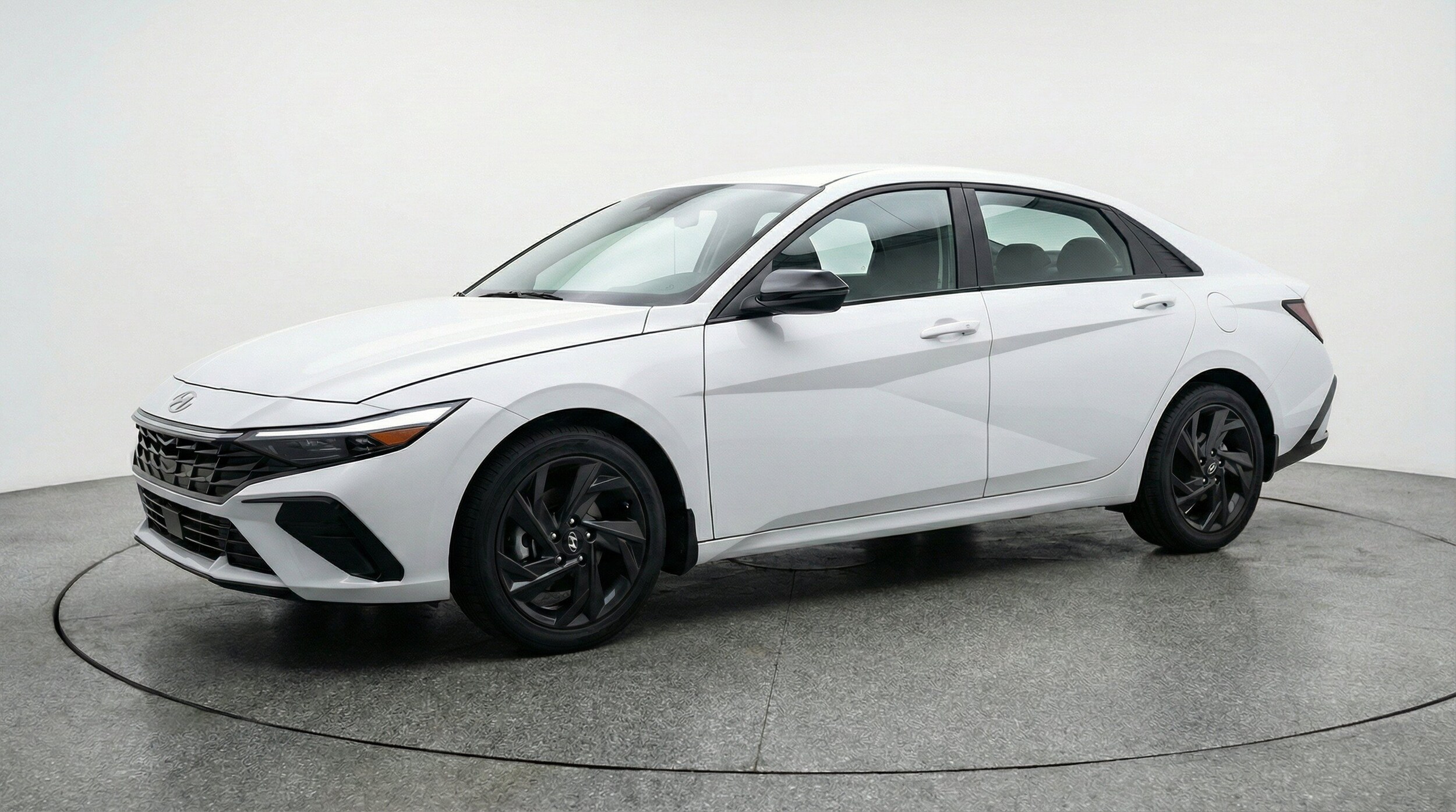 Thumbnail: 2026 Hyundai Elantra - 3
