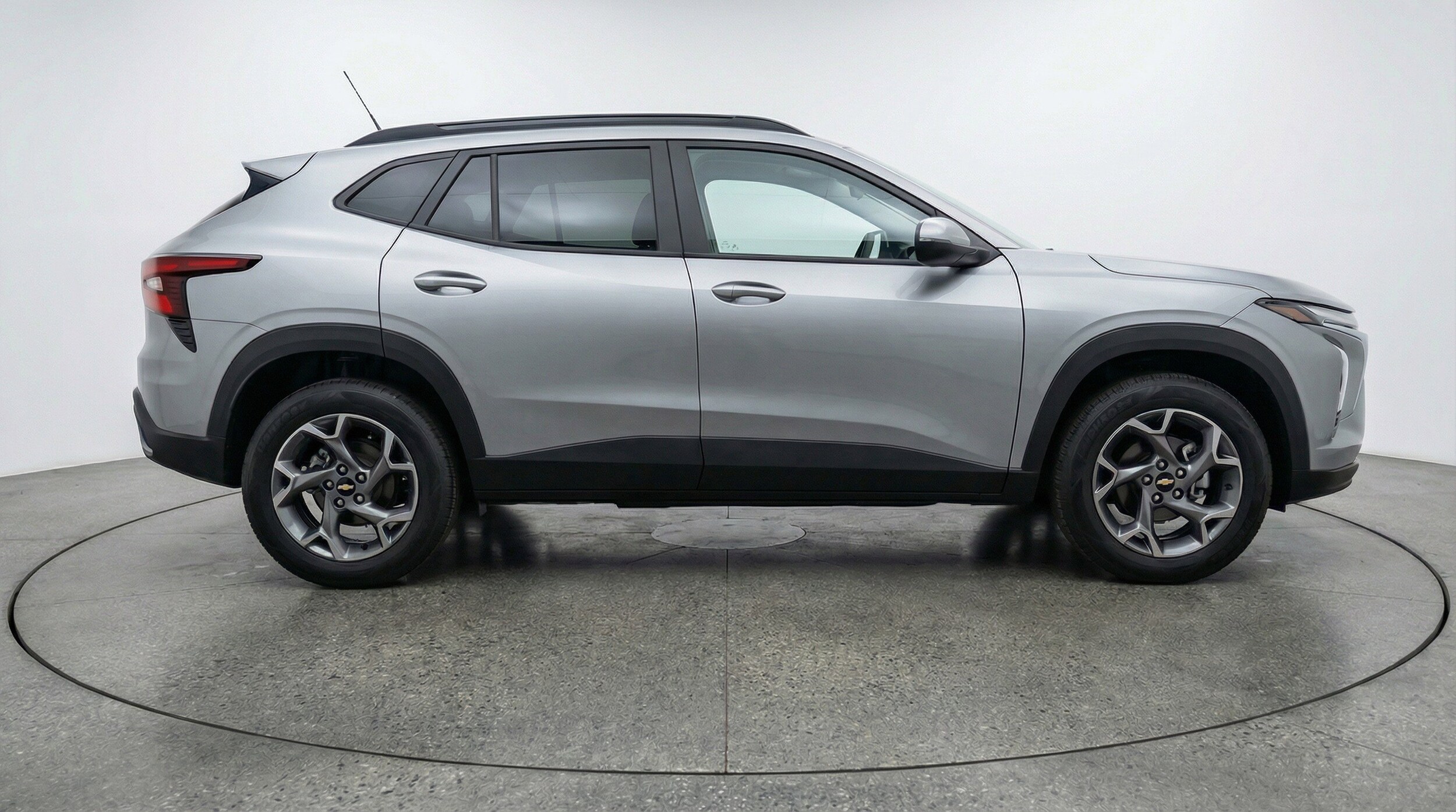 Thumbnail: 2025 Chevrolet Trax - 11