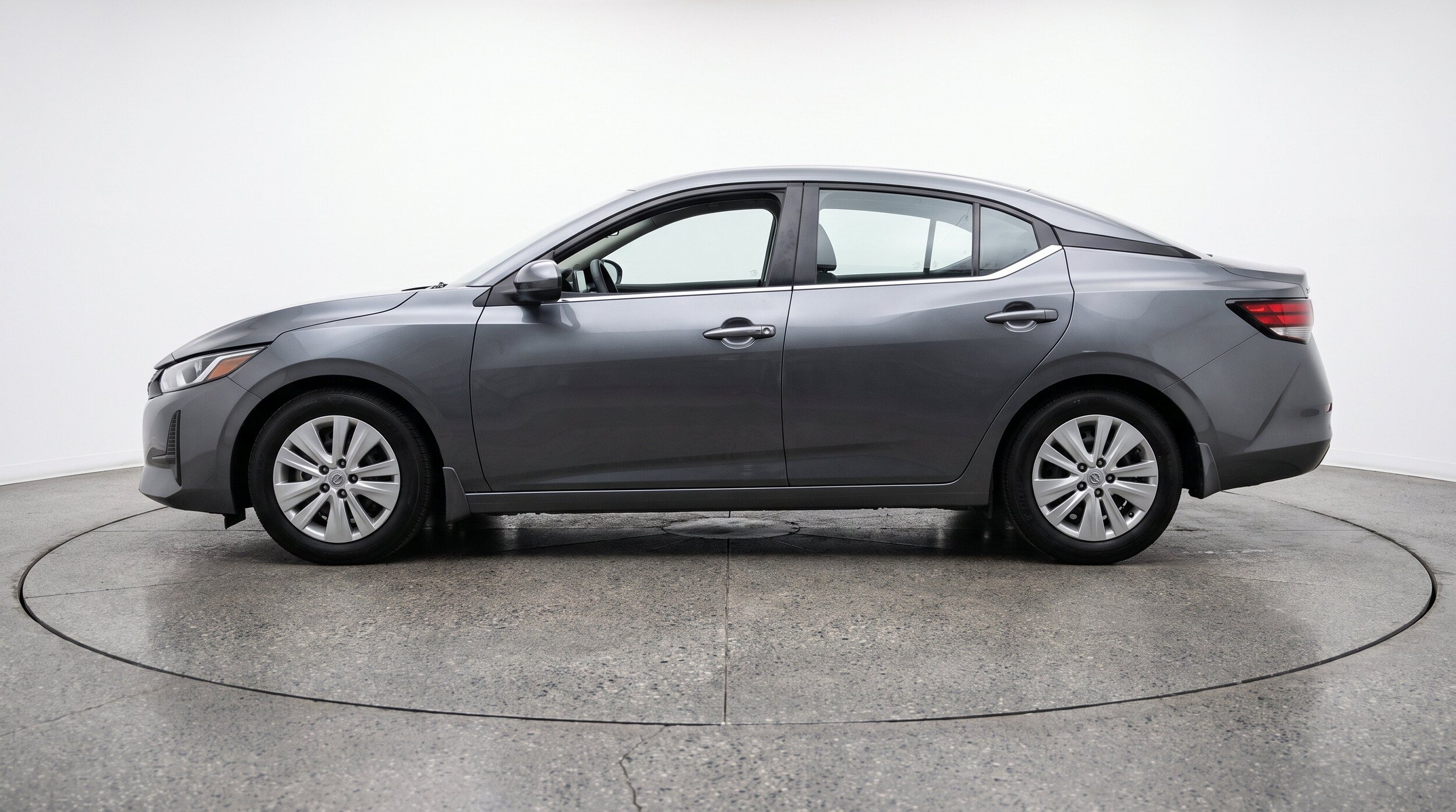 Thumbnail: 2025 Nissan Sentra - 5