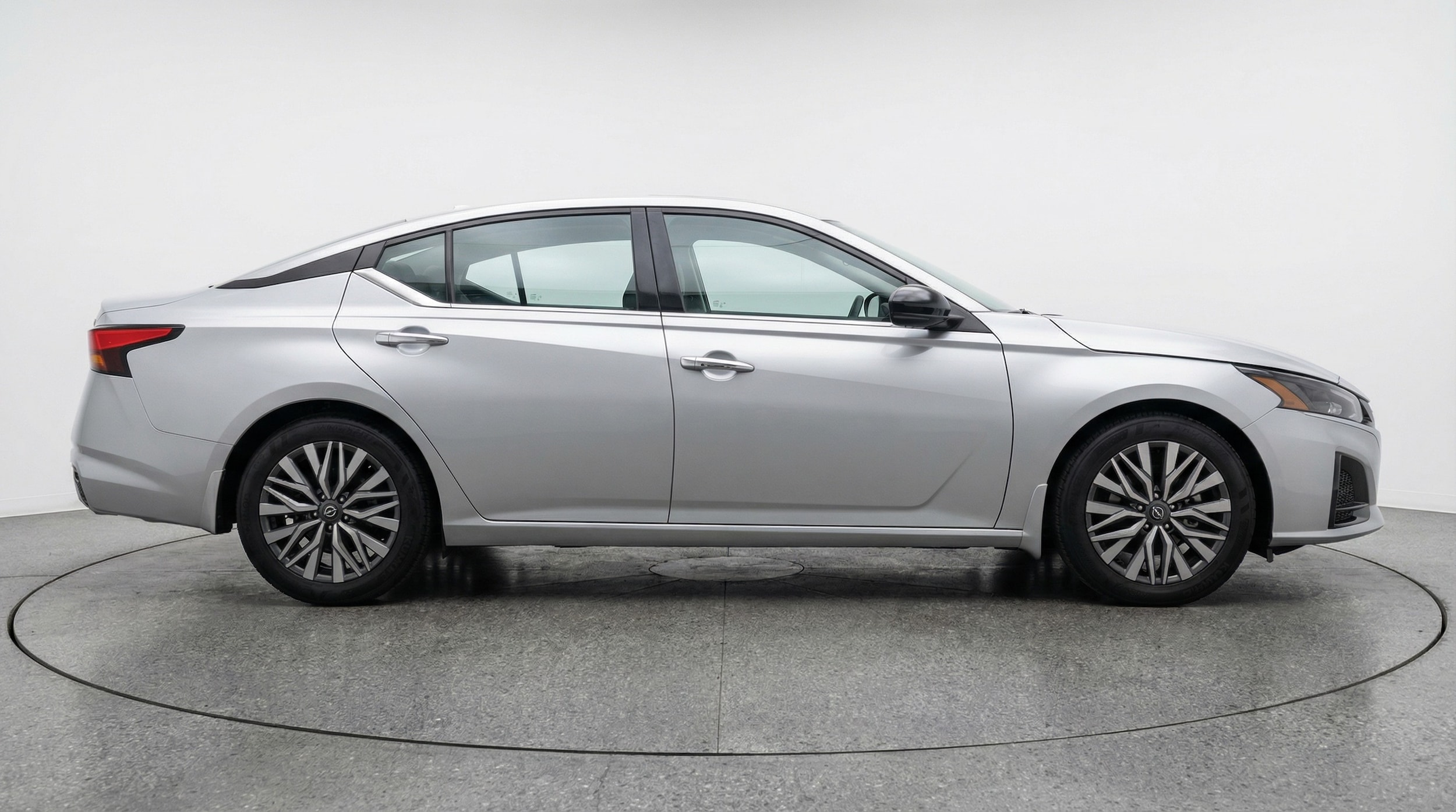 Thumbnail: 2025 Nissan Altima - 8