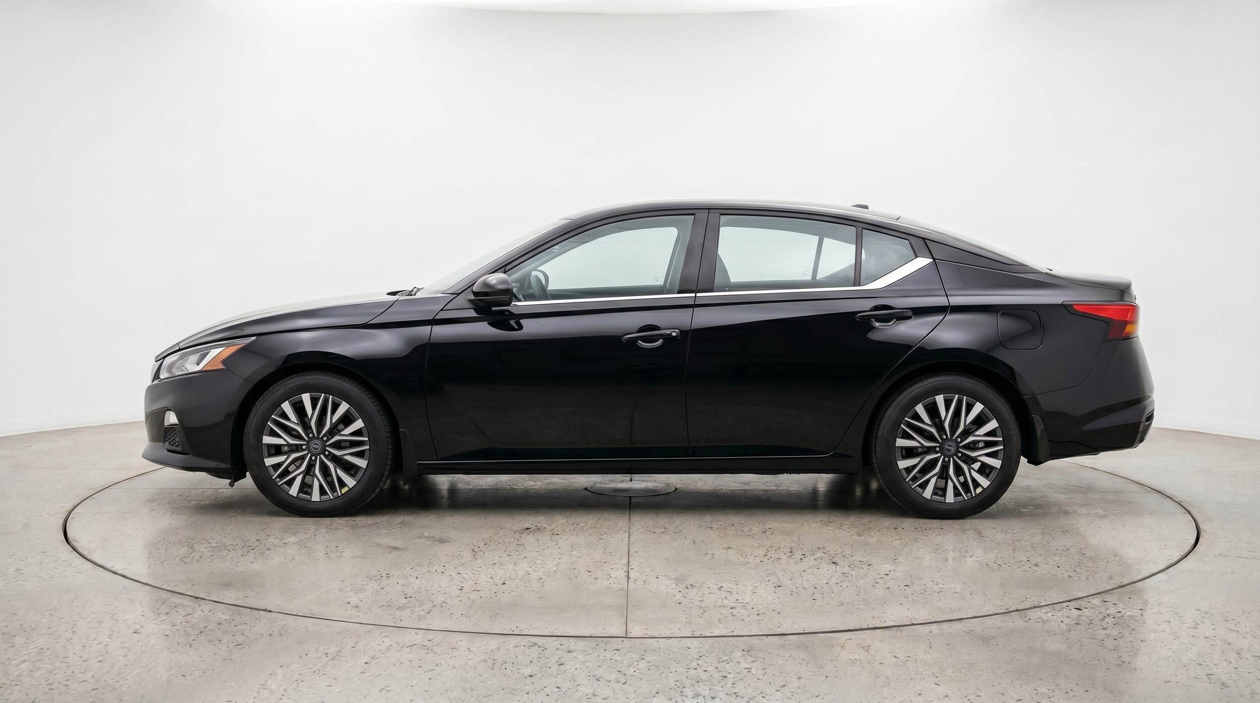 Thumbnail: 2026 Nissan Altima - 5
