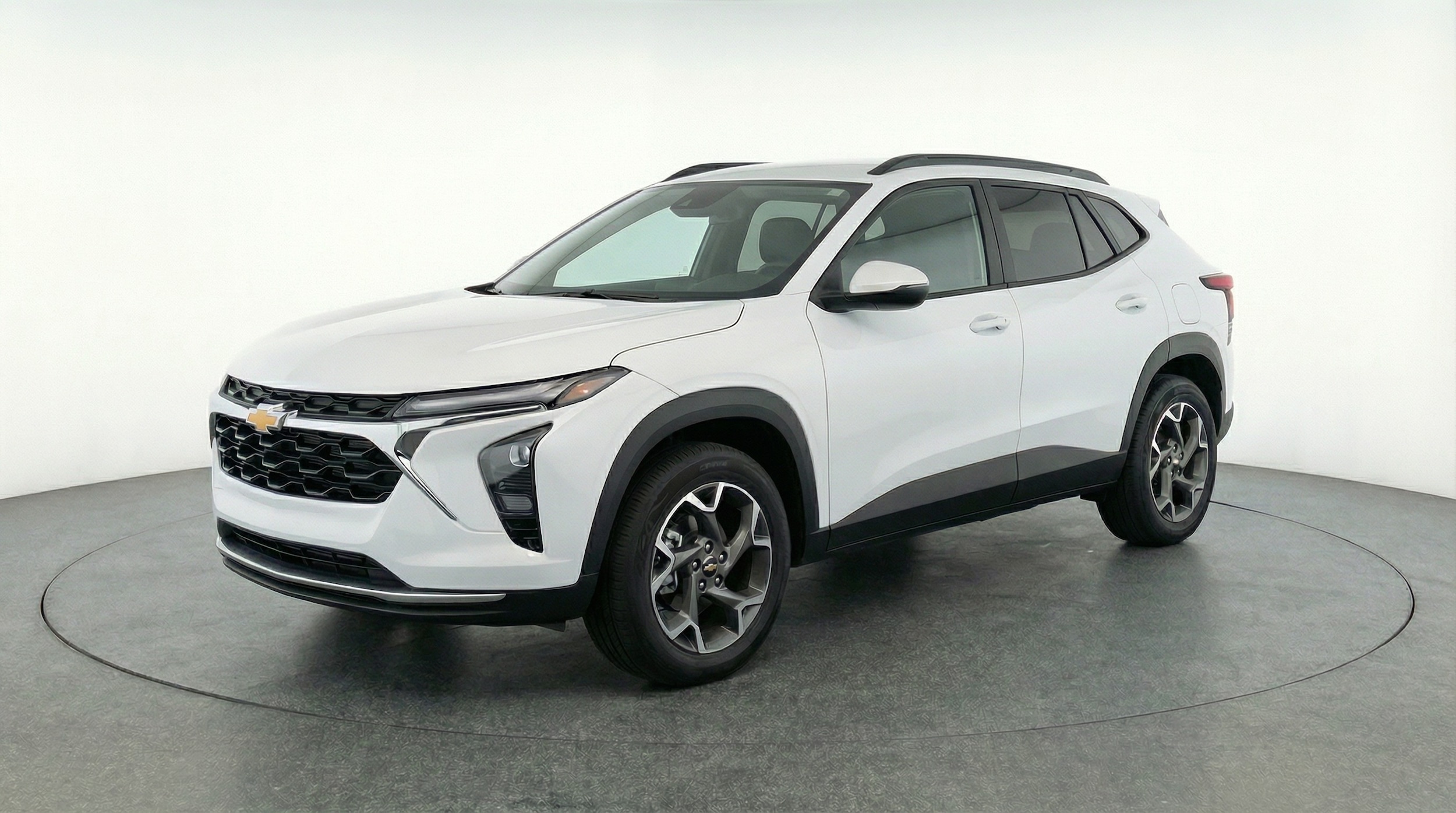 Thumbnail: 2025 Chevrolet Trax - 3