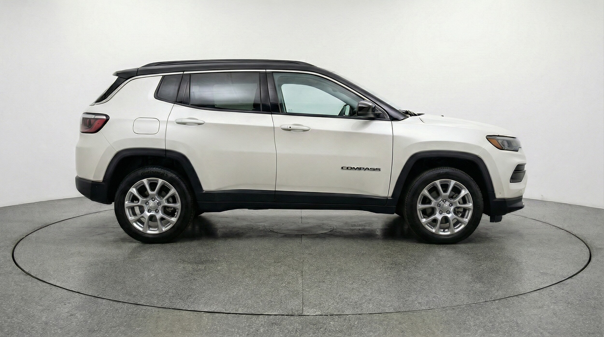 Thumbnail: 2025 Jeep Compass - 8