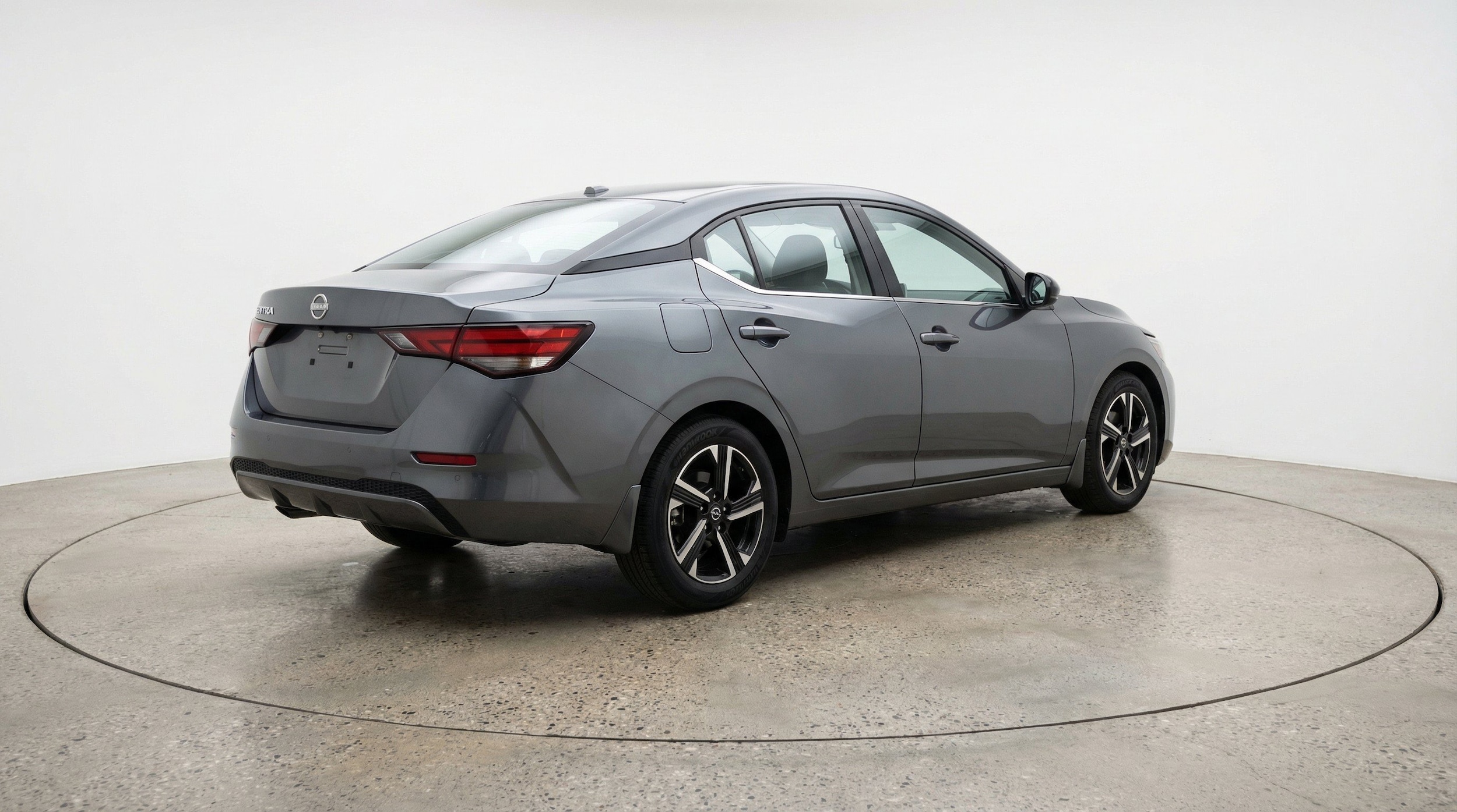 Thumbnail: 2025 Nissan Sentra - 9
