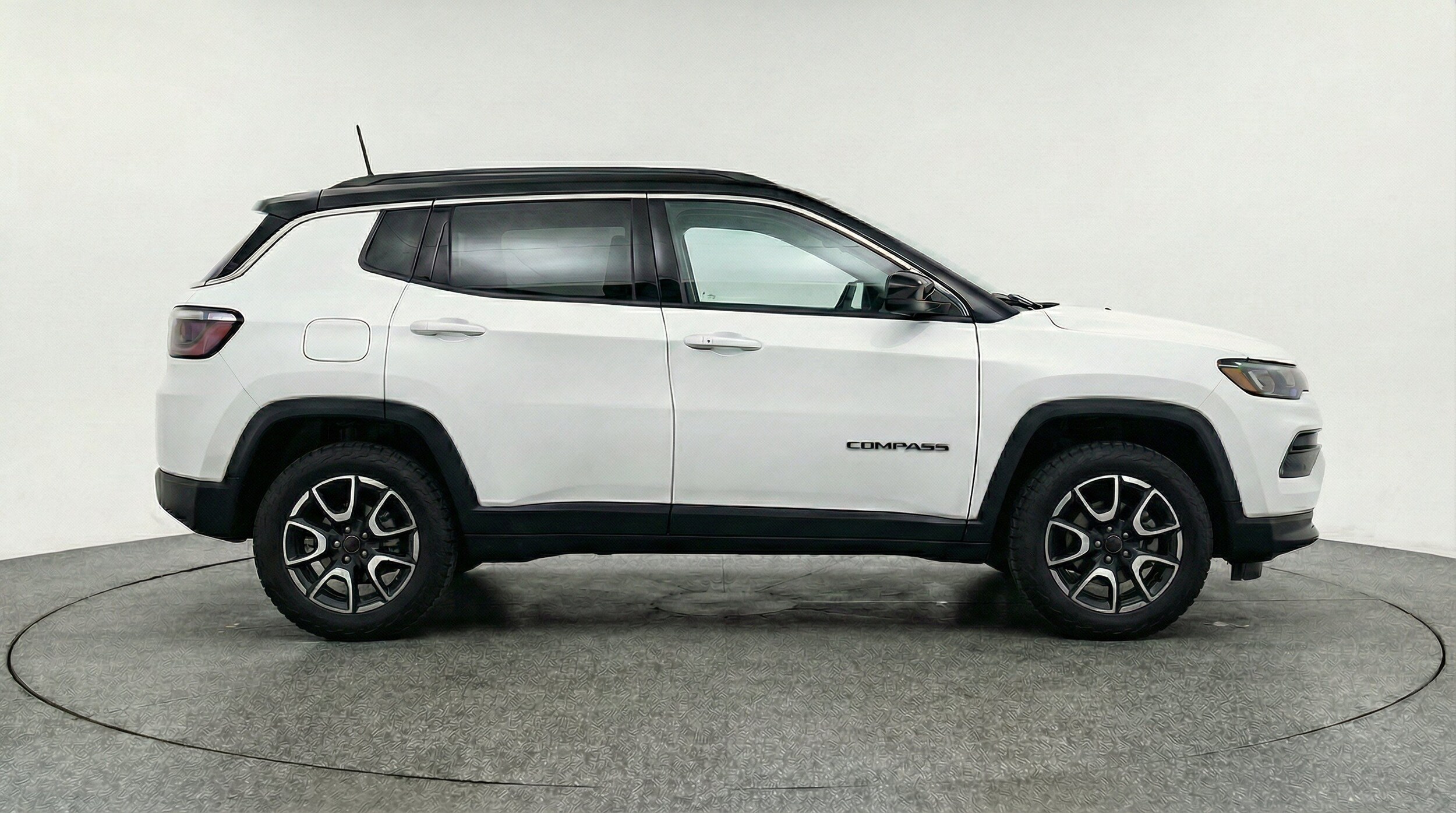 Thumbnail: 2025 Jeep Compass - 10