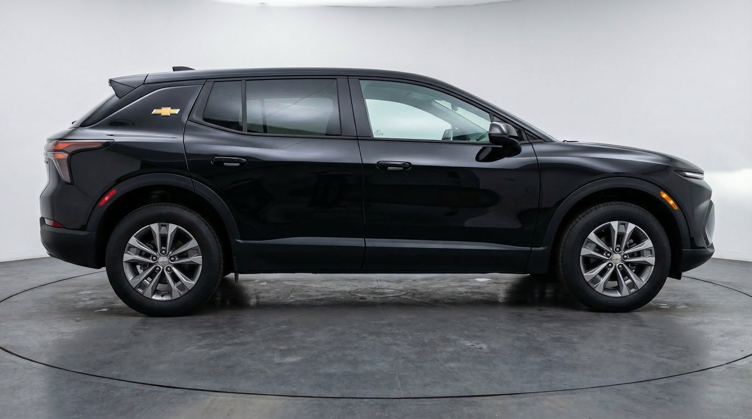 Thumbnail: 2025 Chevrolet Equinox - 11