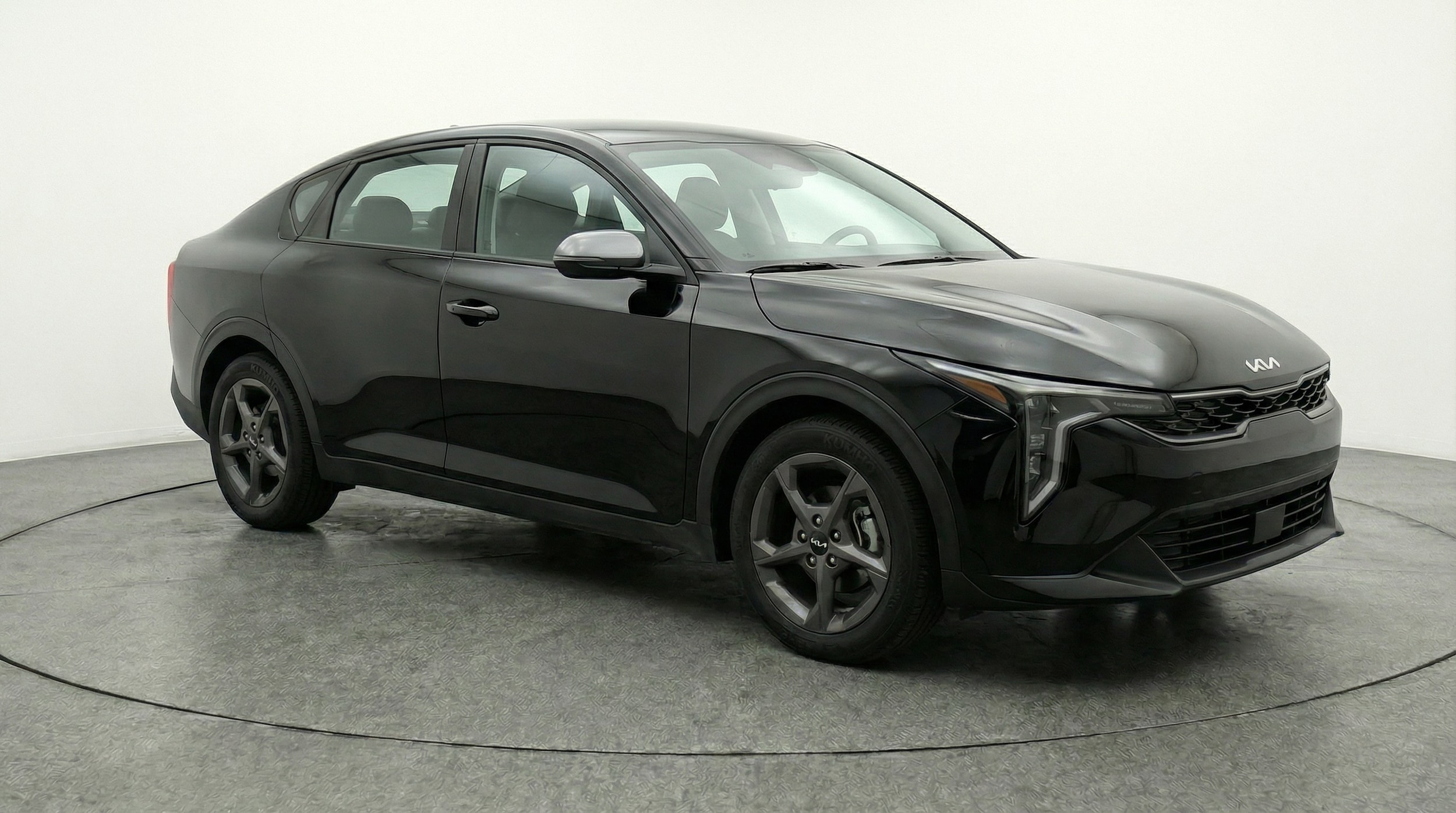 Thumbnail: 2025 Kia K4 - 1