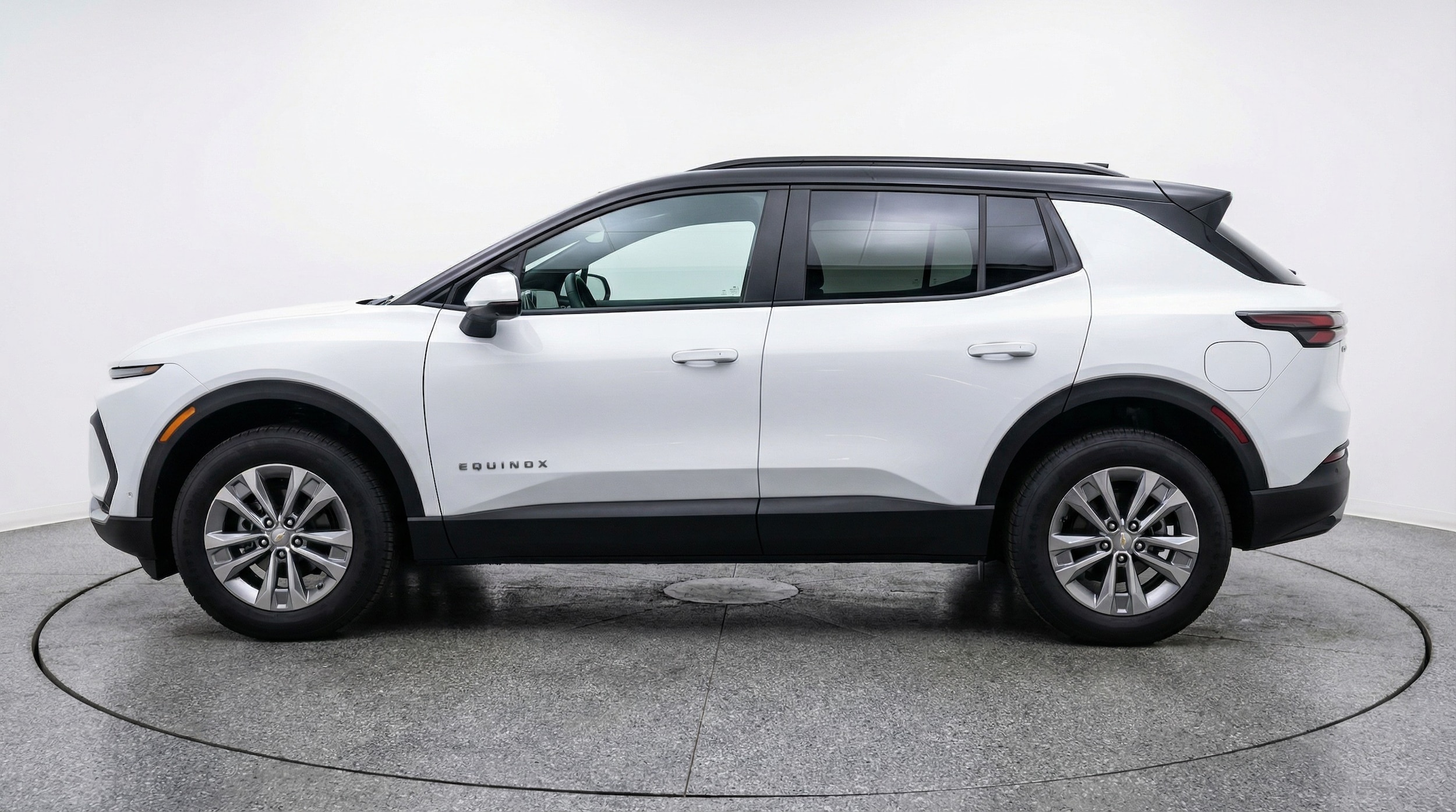 Thumbnail: 2025 Chevrolet Equinox - 4