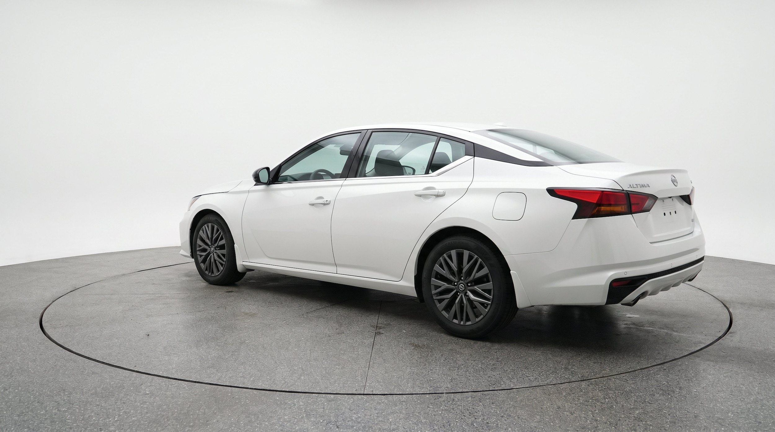 Thumbnail: 2025 Nissan Altima - 6