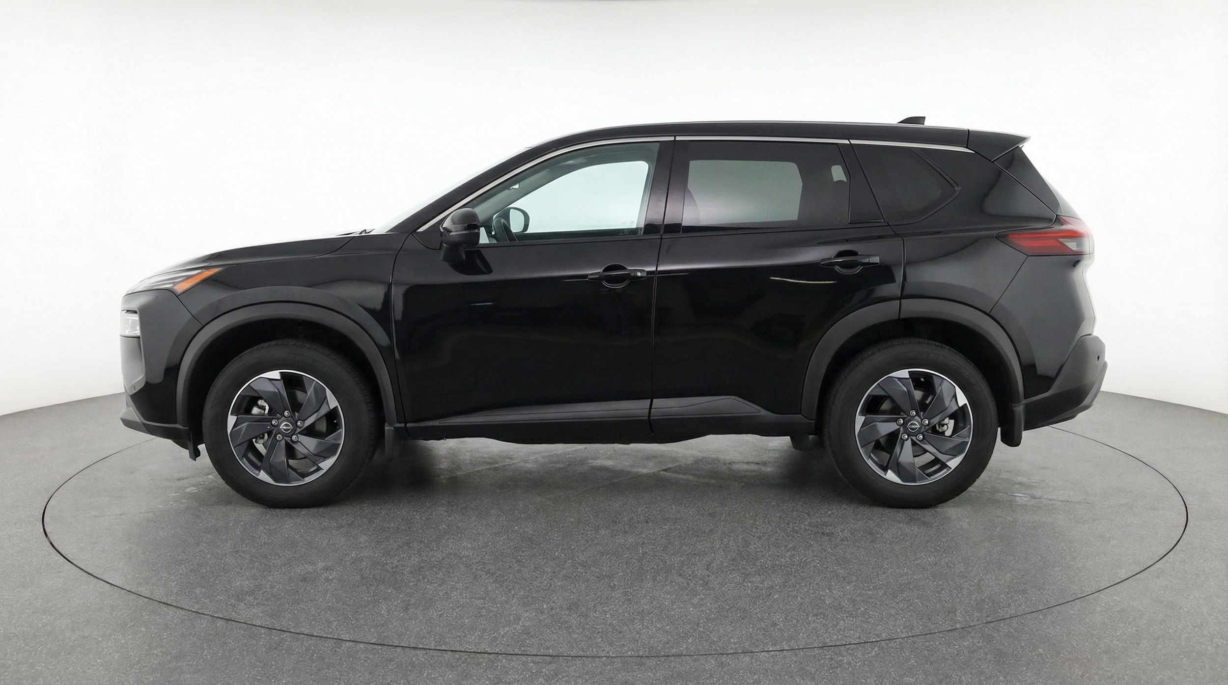 Thumbnail: 2025 Nissan Rogue - 4