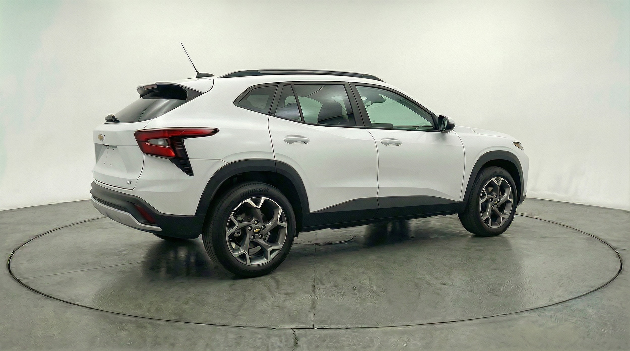 Thumbnail: 2025 Chevrolet Trax - 7