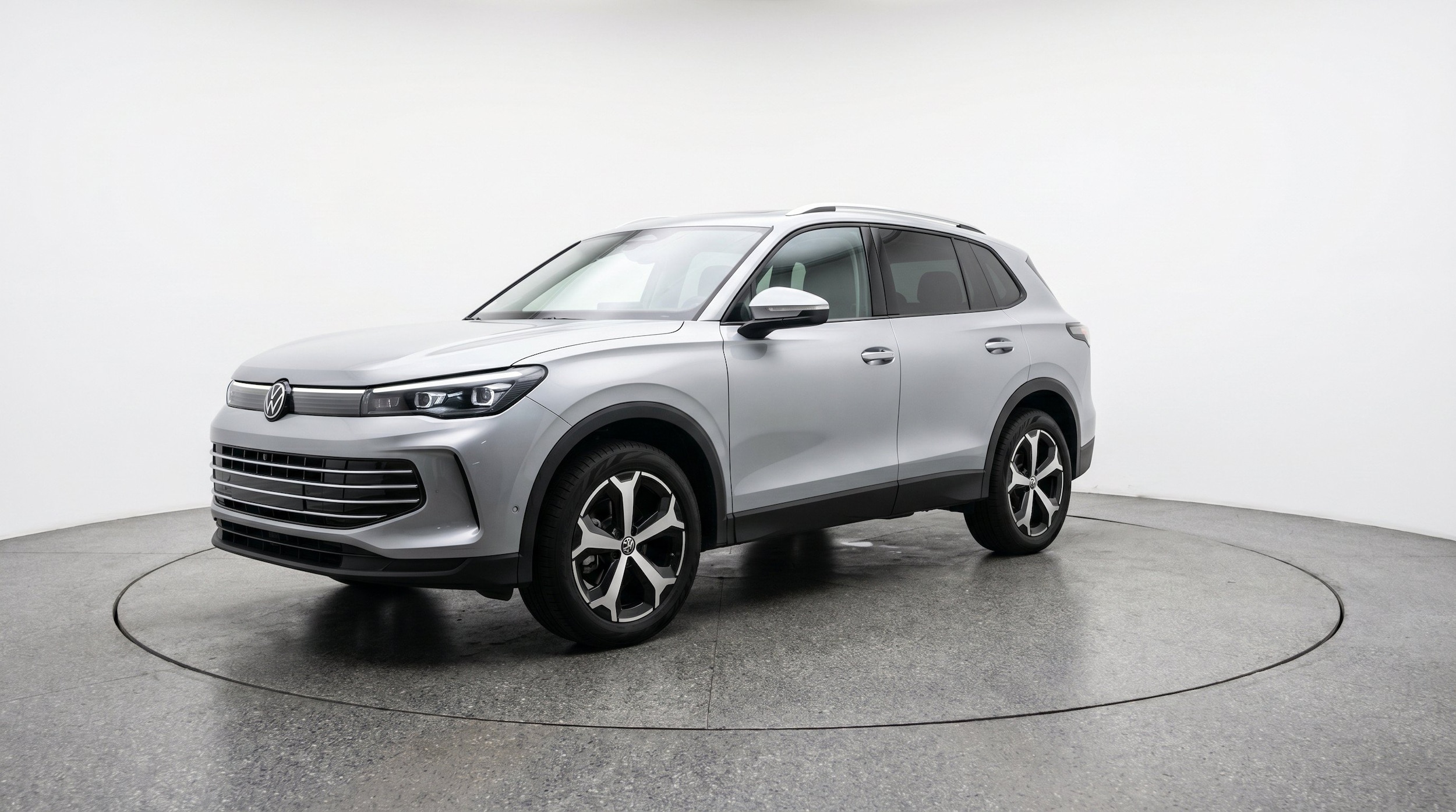 Thumbnail: 2026 Volkswagen Tiguan - 3