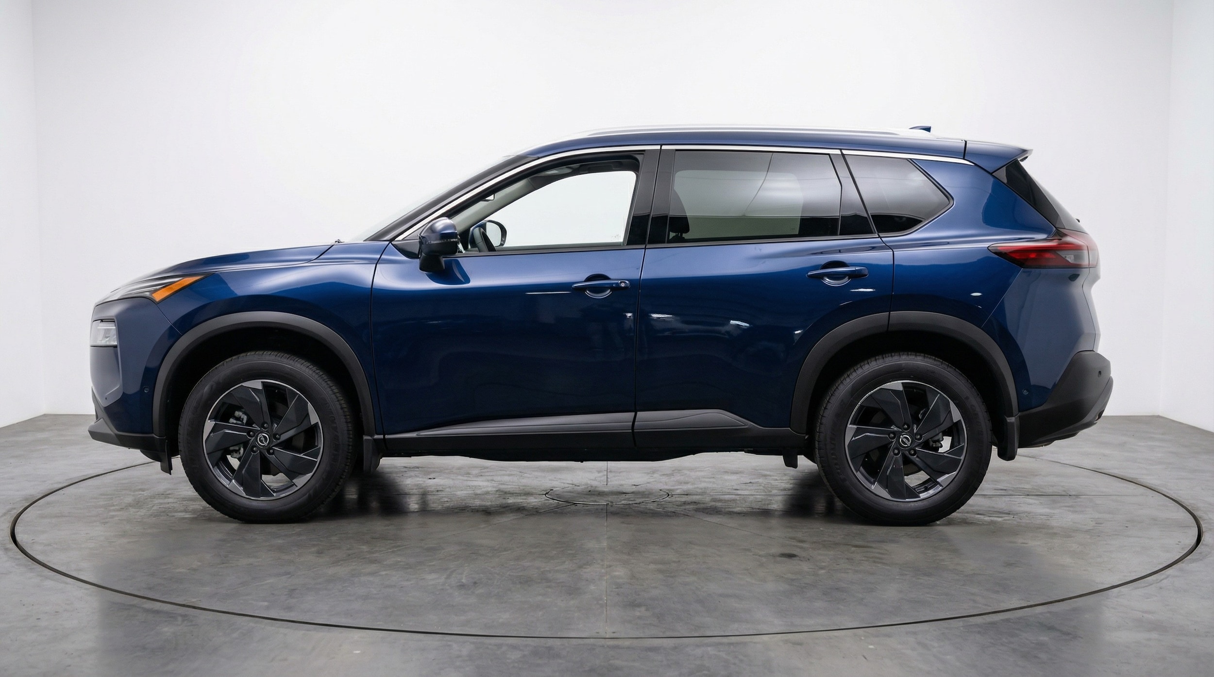 Thumbnail: 2025 Nissan Rogue - 4