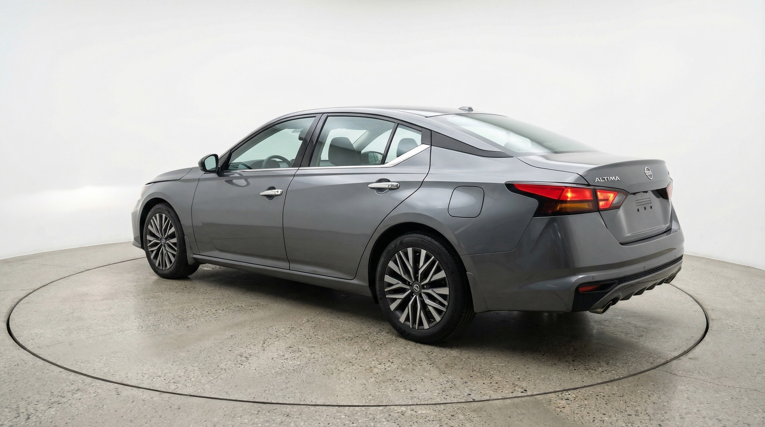 Thumbnail: 2025 Nissan Altima - 5