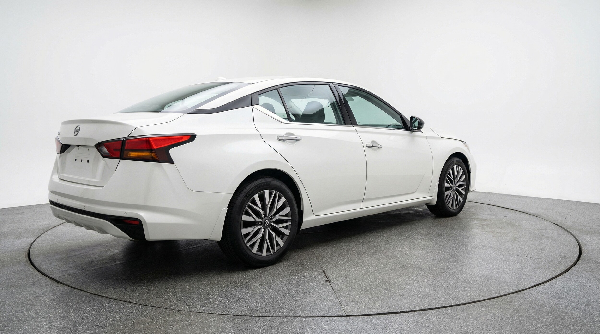 Thumbnail: 2025 Nissan Altima - 7