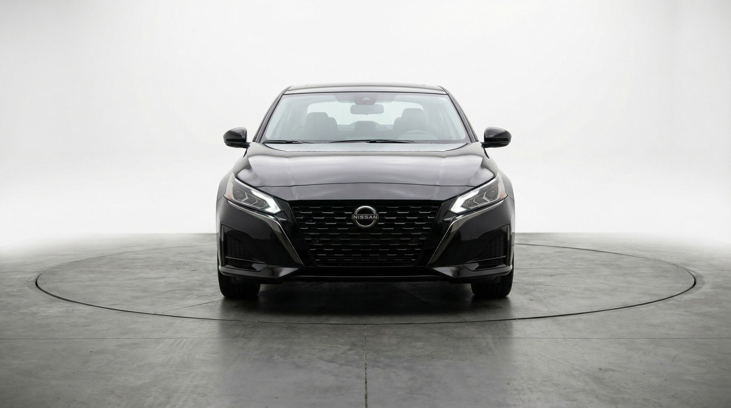 Thumbnail: 2025 Nissan Altima - 2