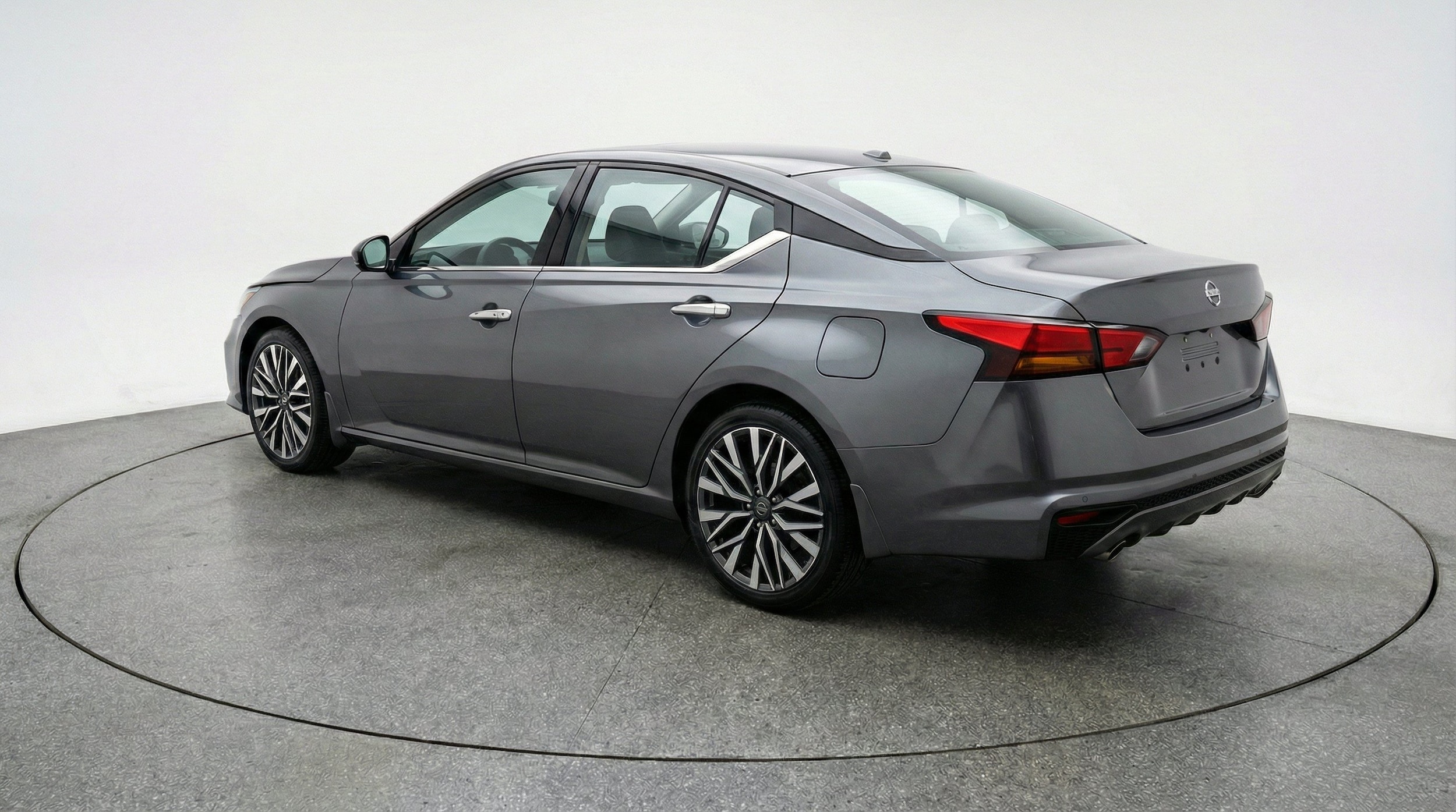 Thumbnail: 2025 Nissan Altima - 6