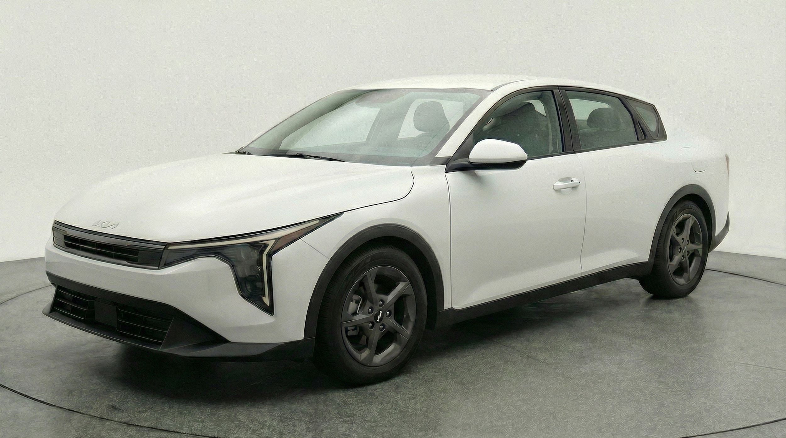 Thumbnail: 2025 Kia K4 - 3