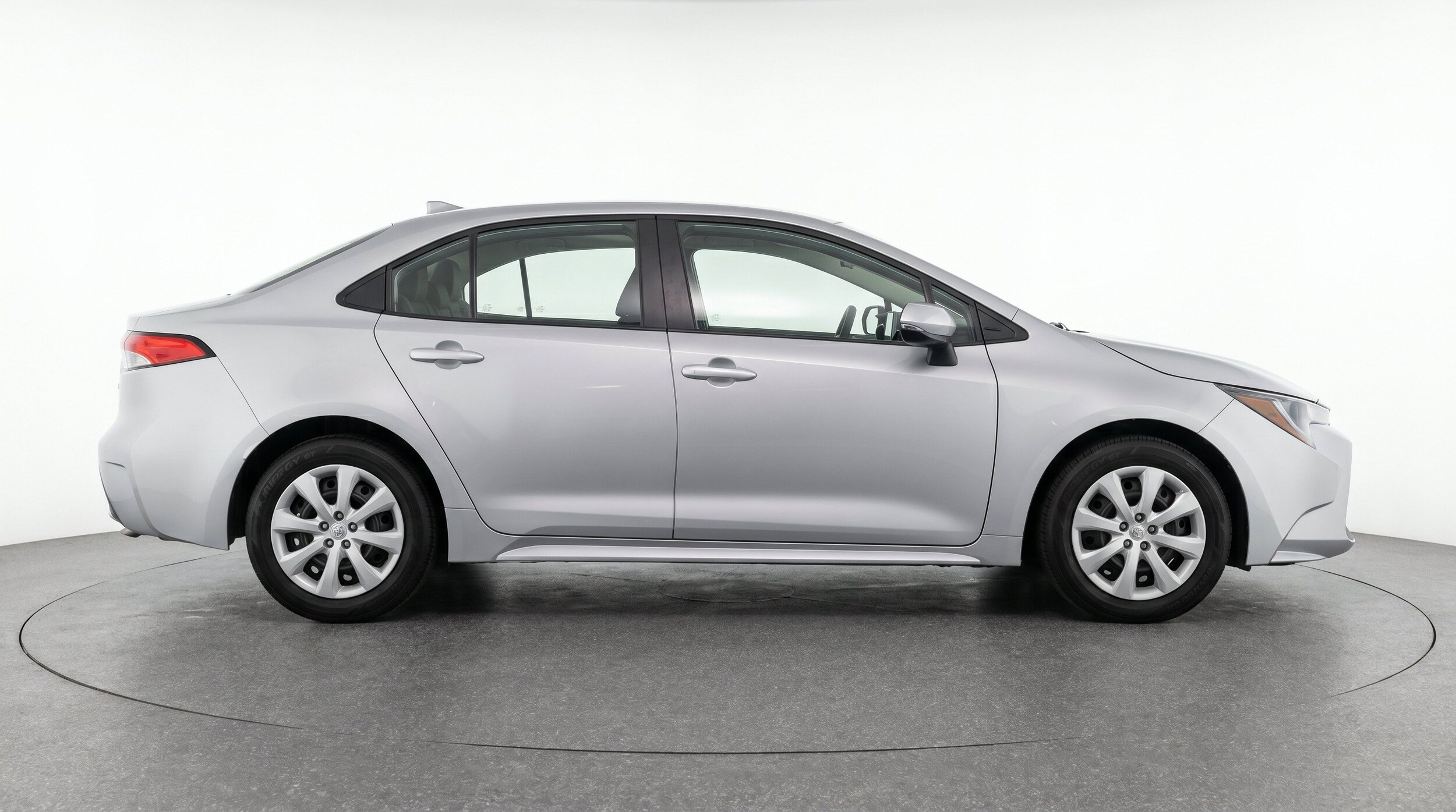 Thumbnail: 2025 Toyota Corolla - 10