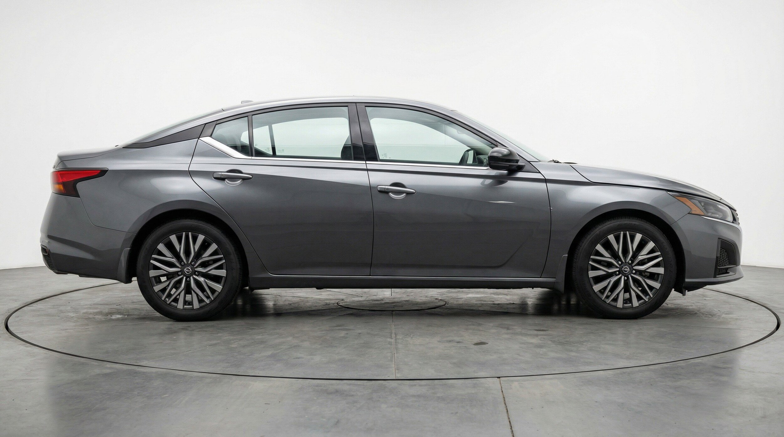Thumbnail: 2025 Nissan Altima - 11