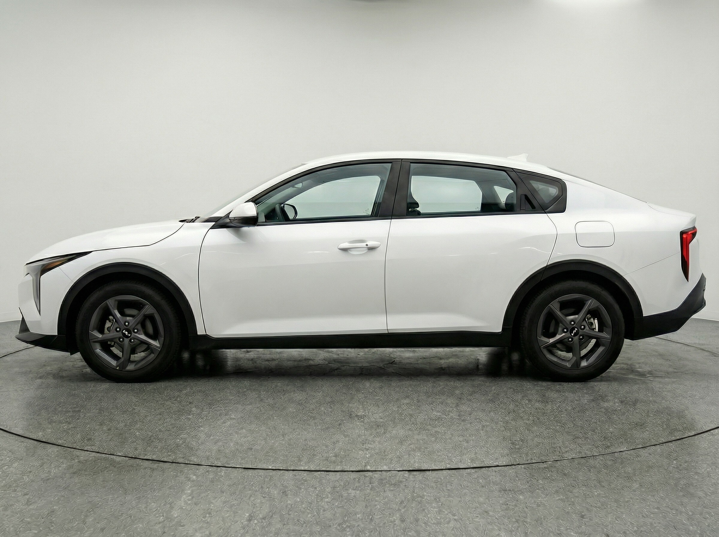 Thumbnail: 2025 Kia K4 - 4