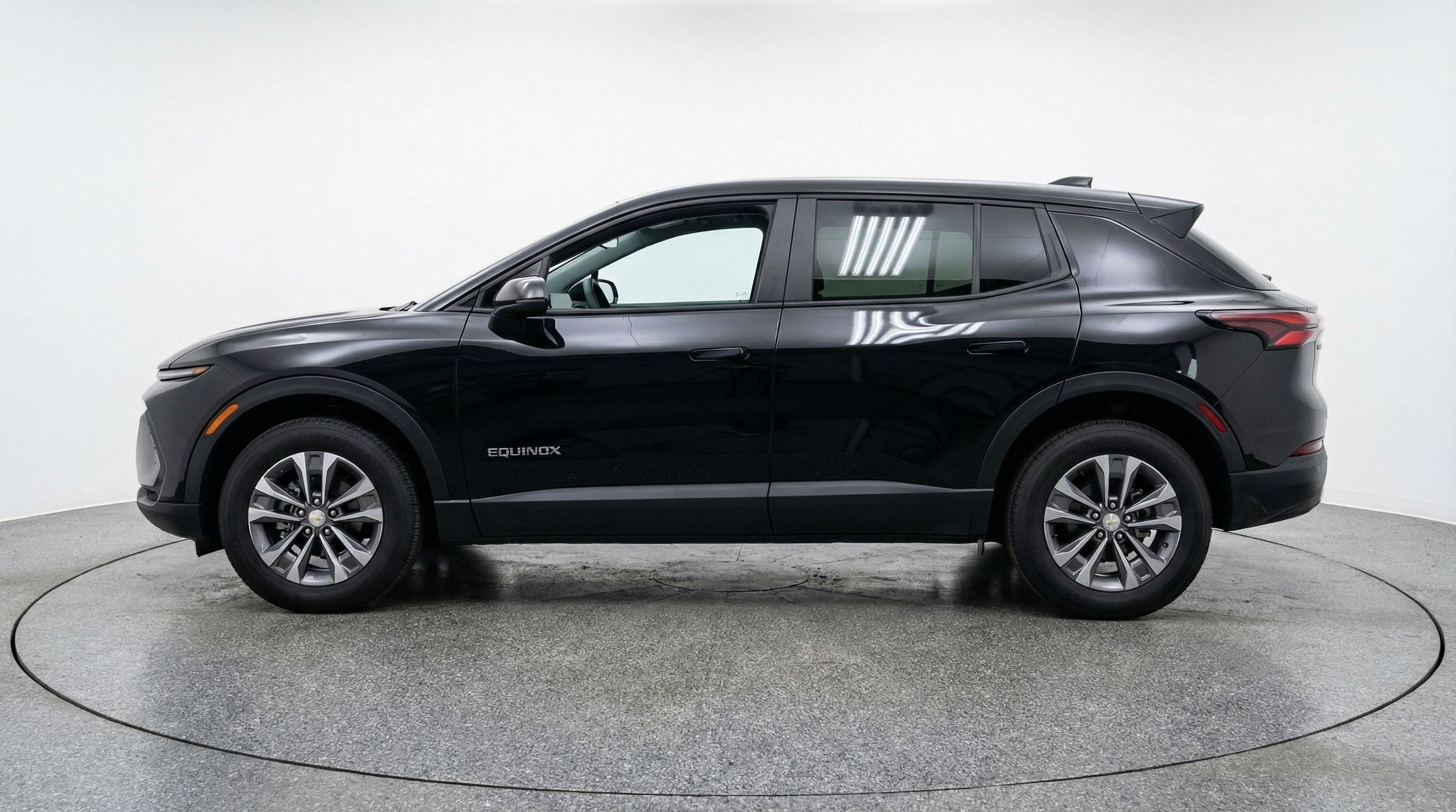 Thumbnail: 2025 Chevrolet Equinox - 4