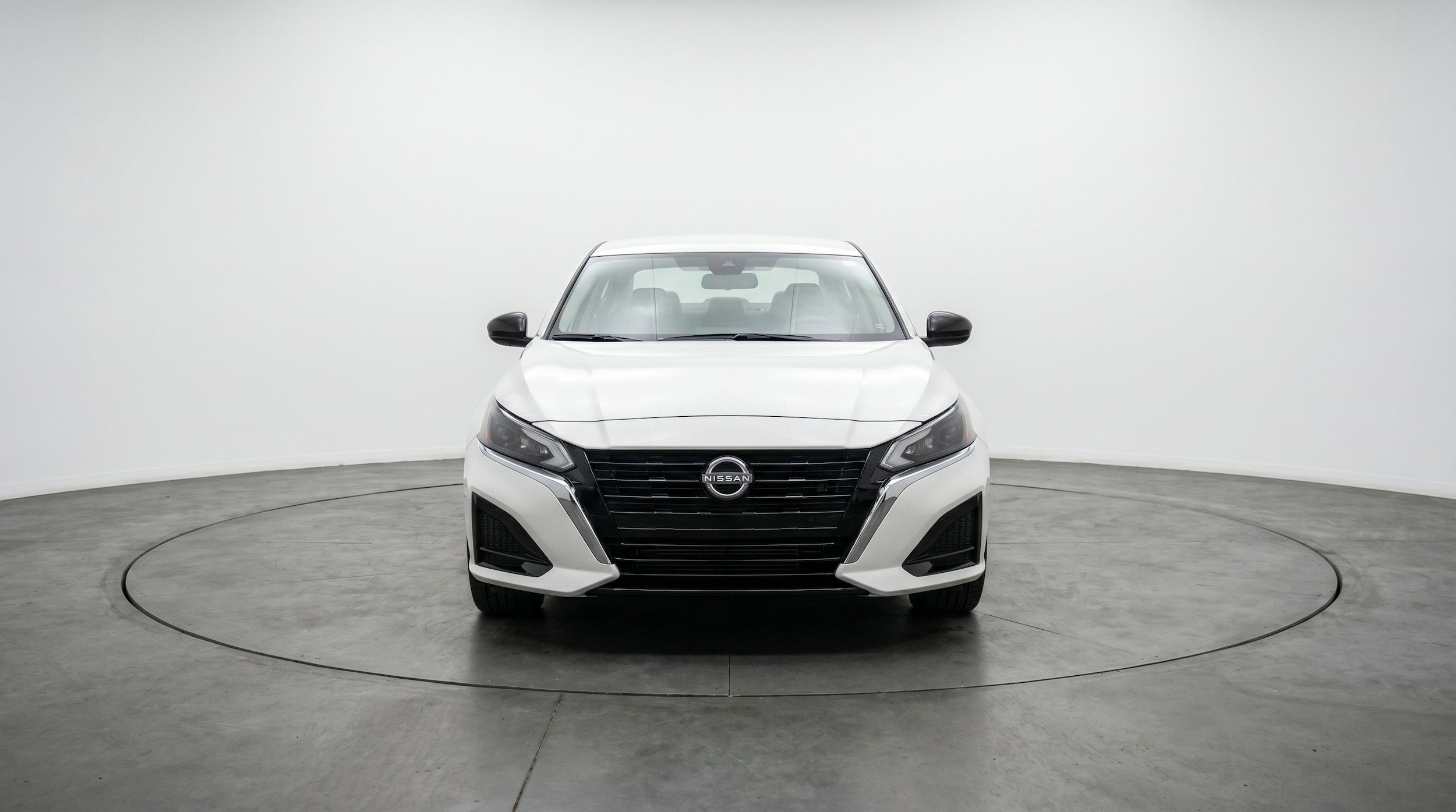 Thumbnail: 2025 Nissan Altima - 2