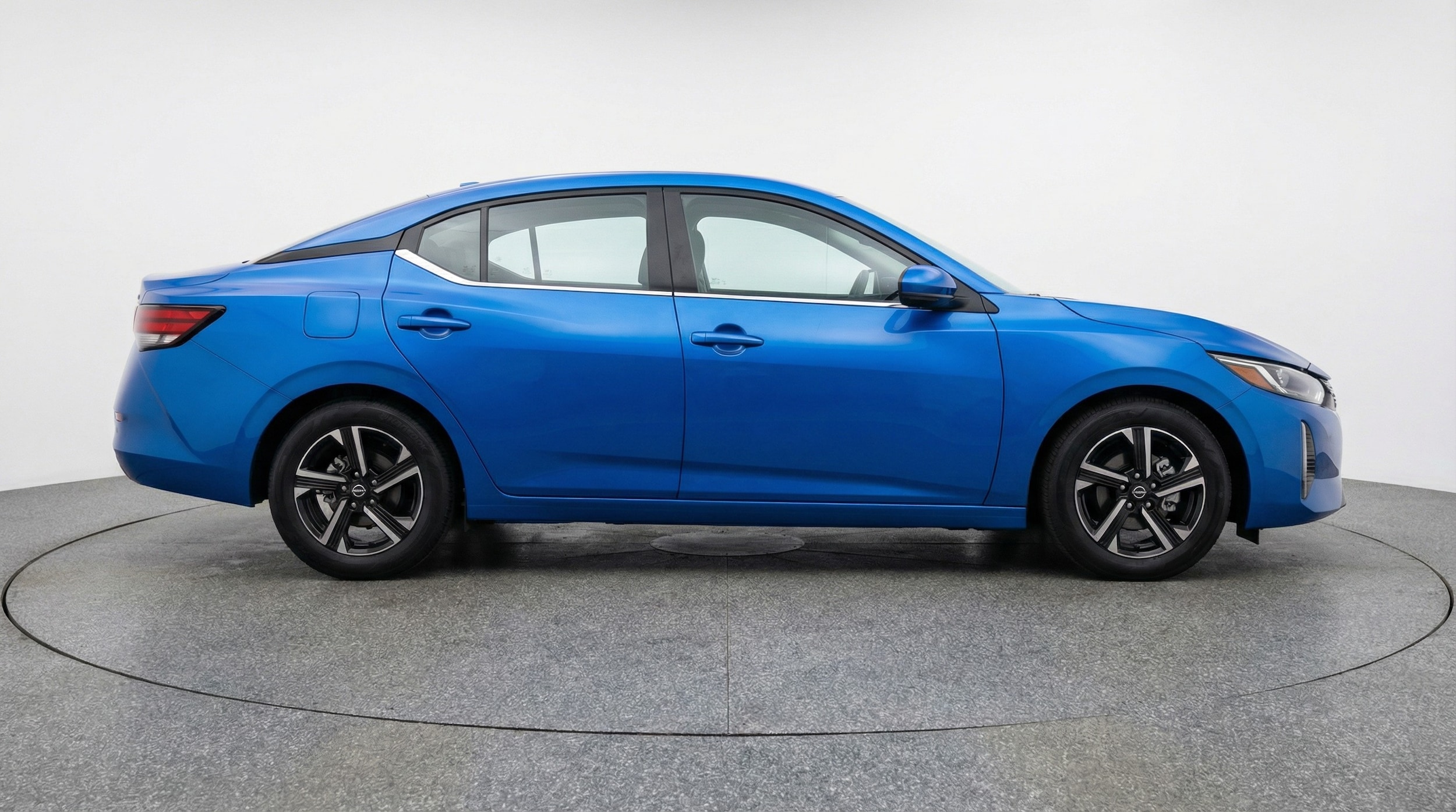 Thumbnail: 2025 Nissan Sentra - 8