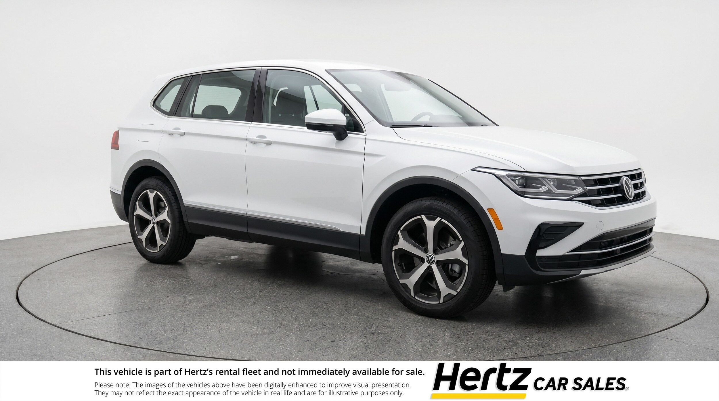 Thumbnail: 2026 Volkswagen Tiguan - 1