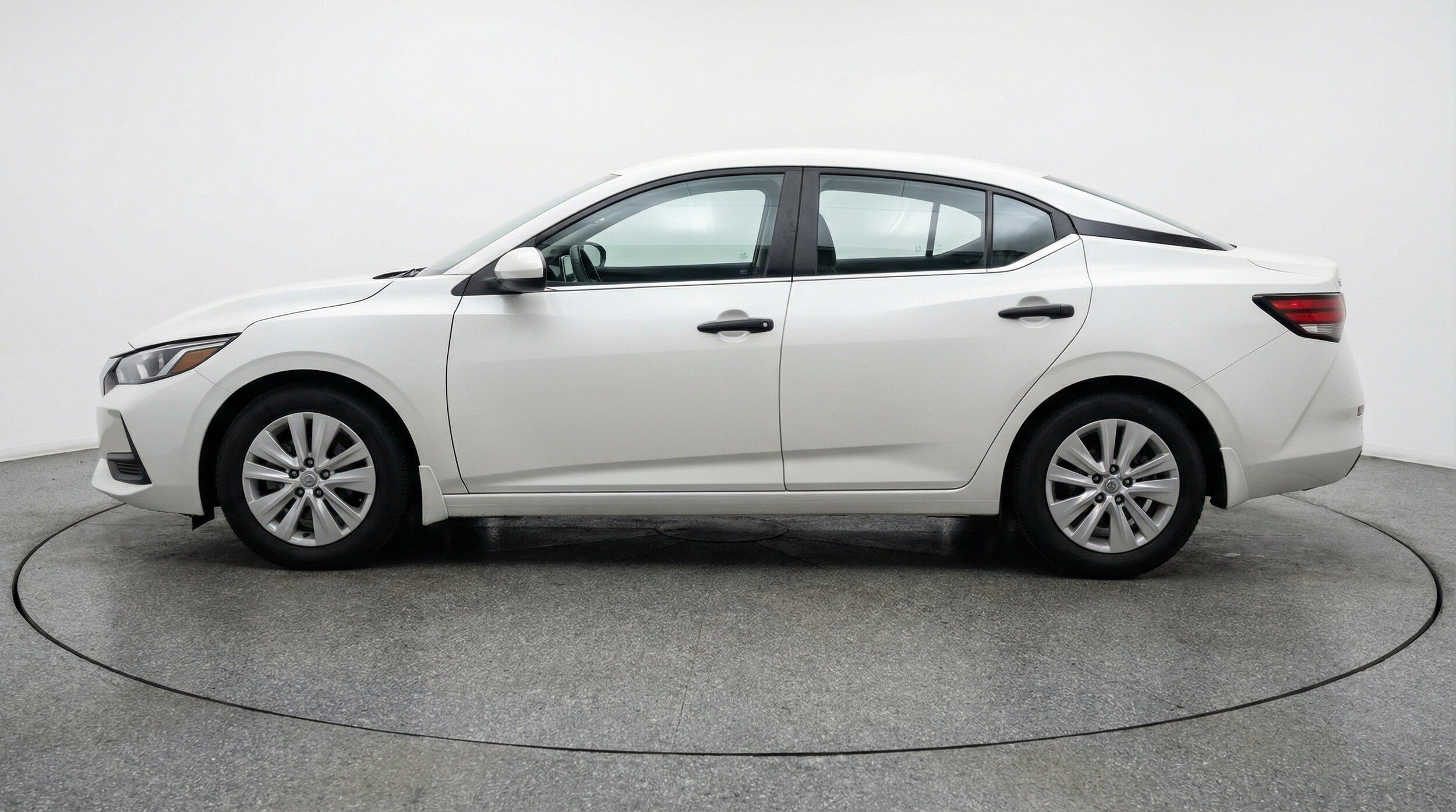Thumbnail: 2025 Nissan Sentra - 5