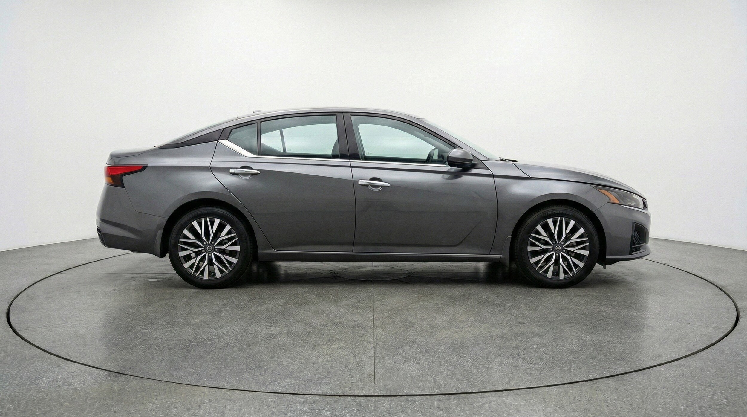 Thumbnail: 2025 Nissan Altima - 11