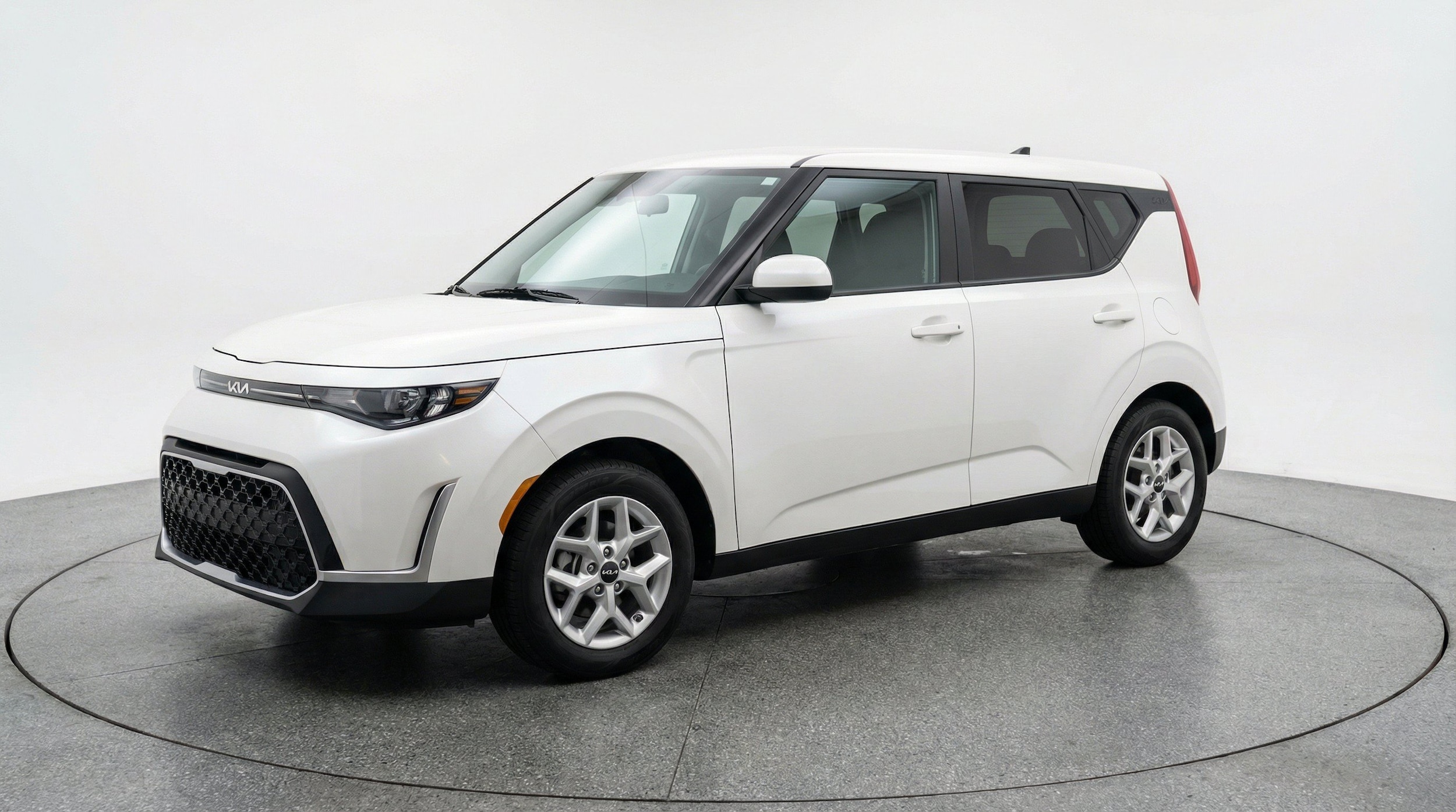 Thumbnail: 2025 Kia Soul - 3